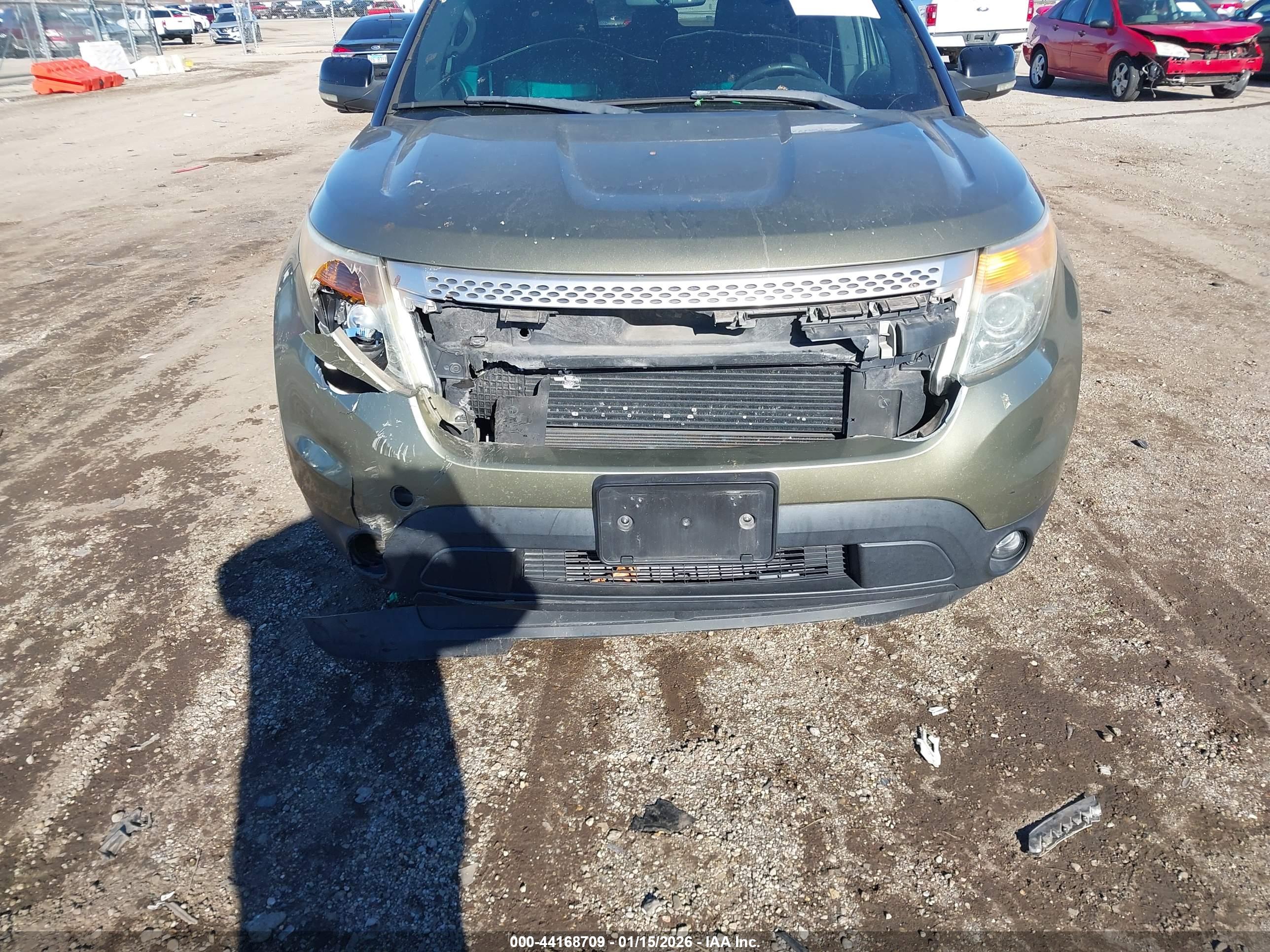 FORD EXPLORER image 6