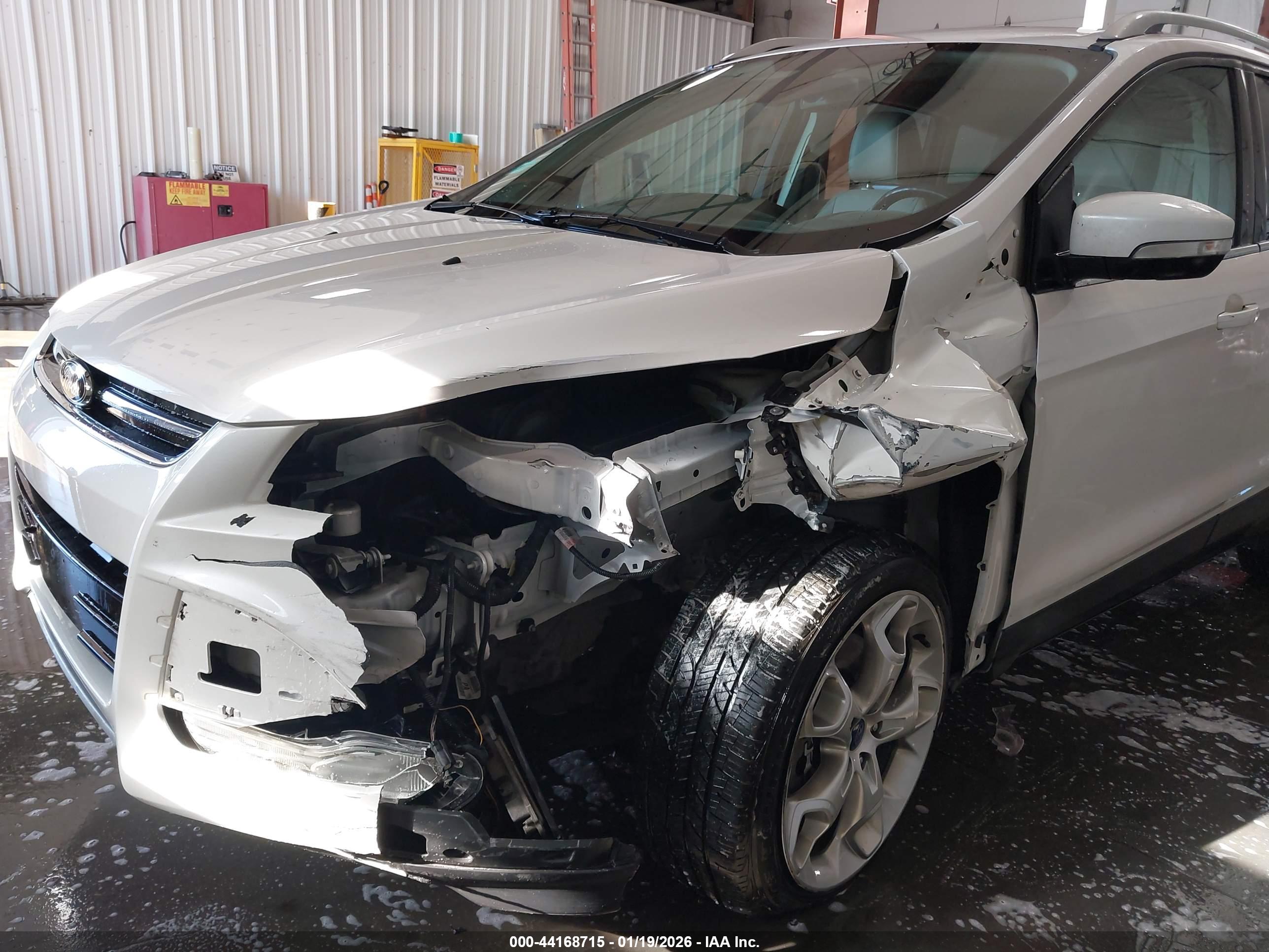 FORD ESCAPE image 6