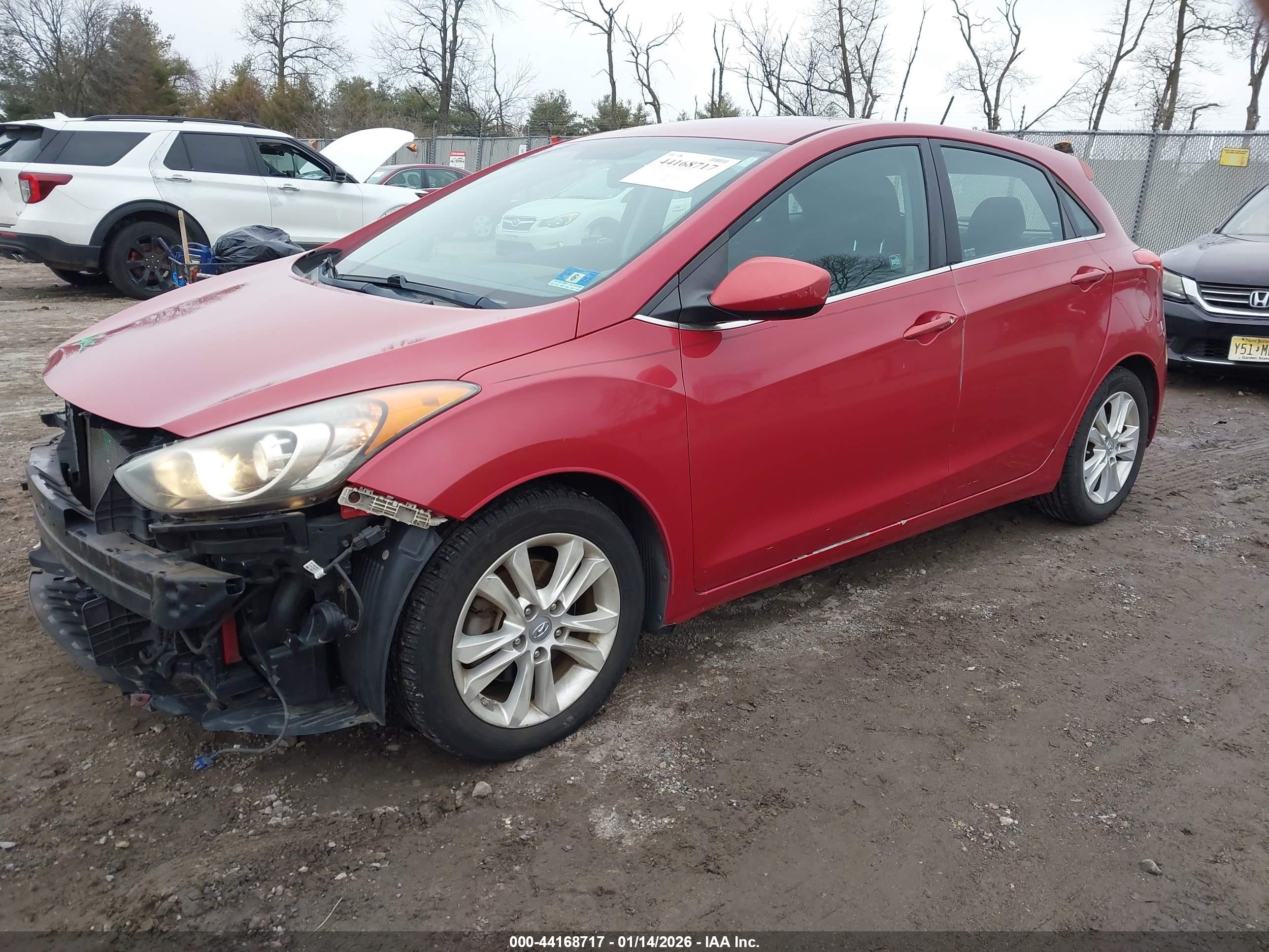 HYUNDAI ELANTRA image 2