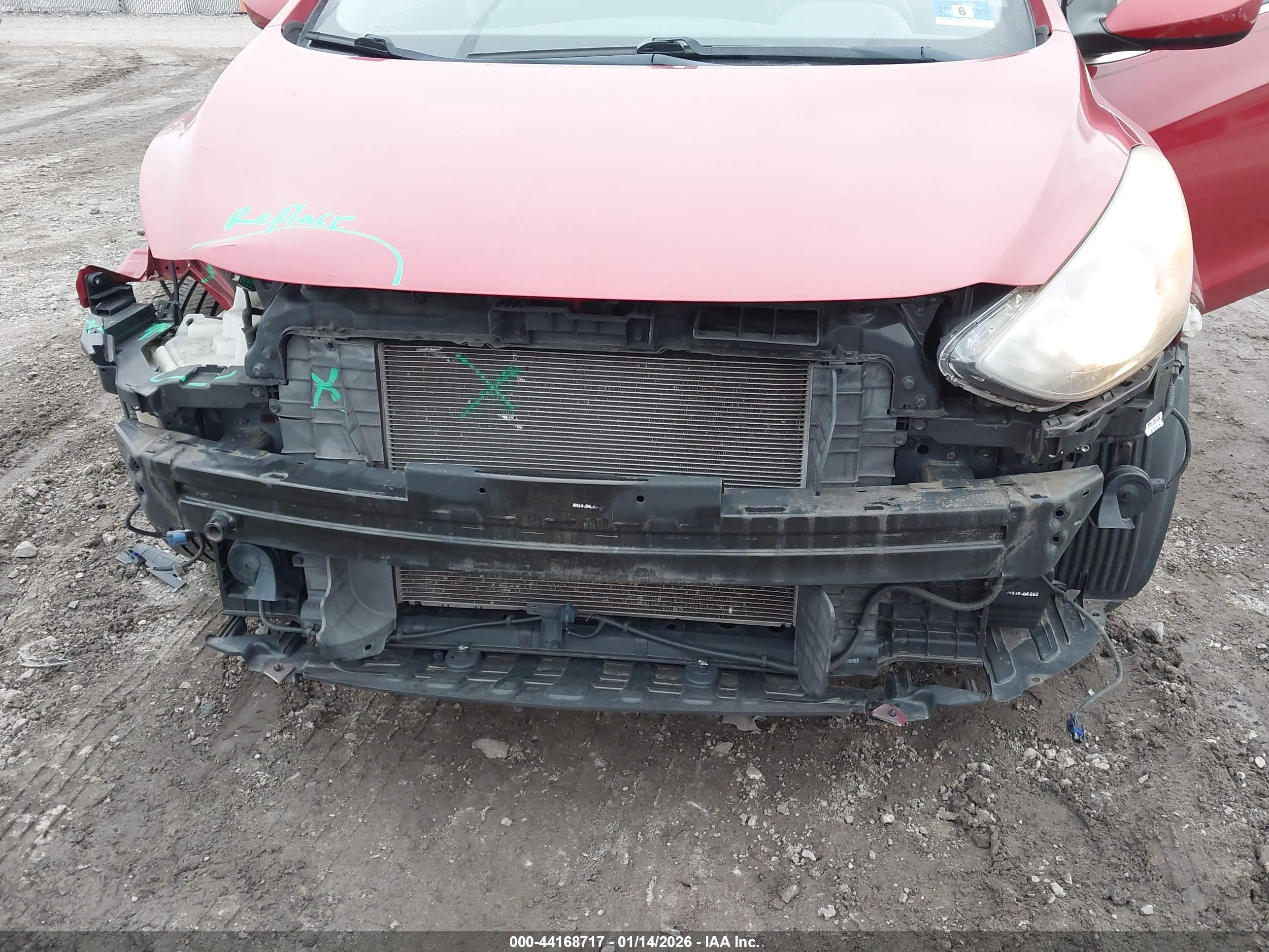 HYUNDAI ELANTRA image 6
