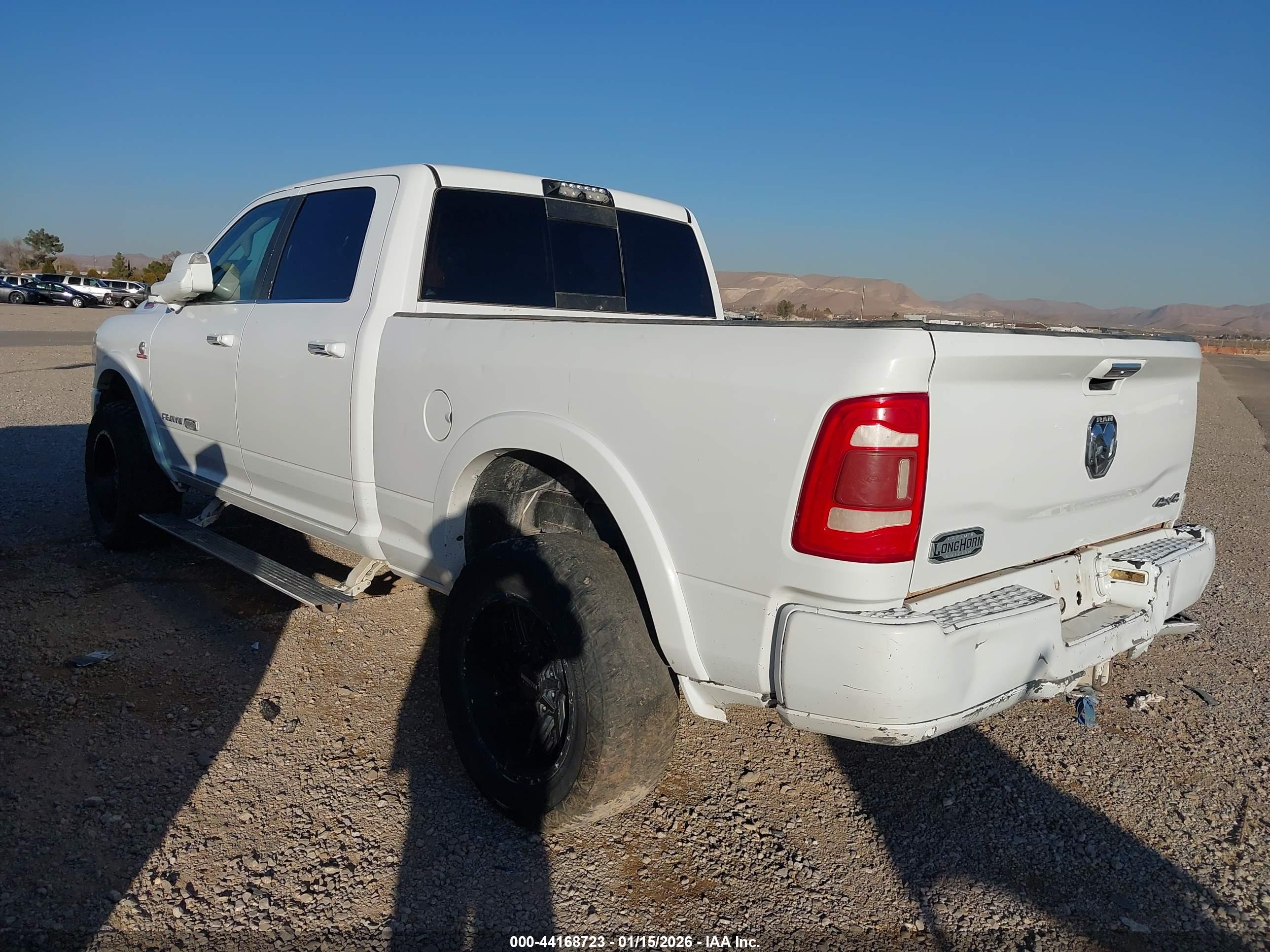 RAM 2500 image 3