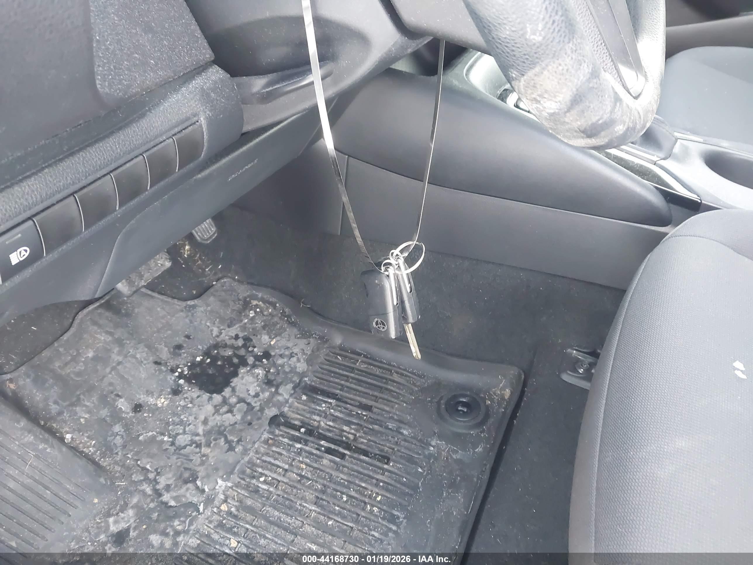 TOYOTA COROLLA image 11