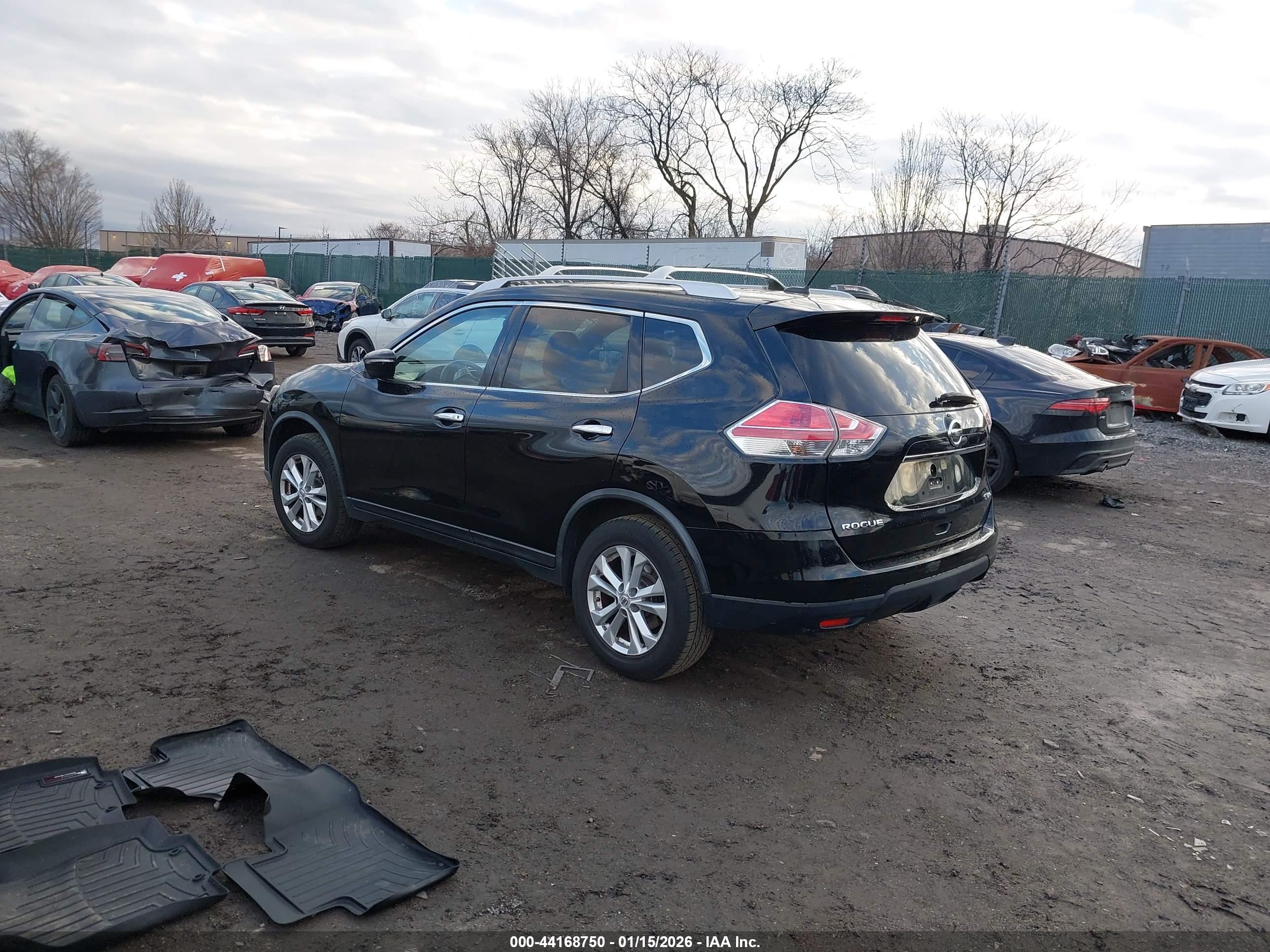 NISSAN ROGUE image 3