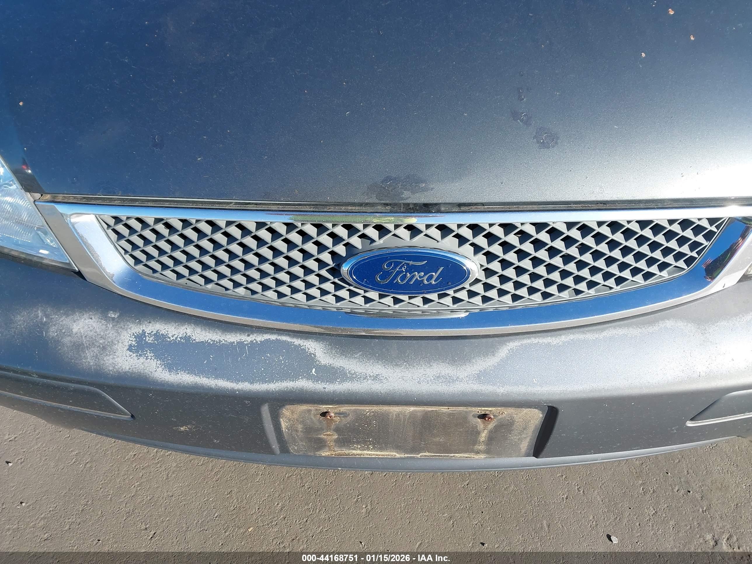 FORD FOCUS image 6