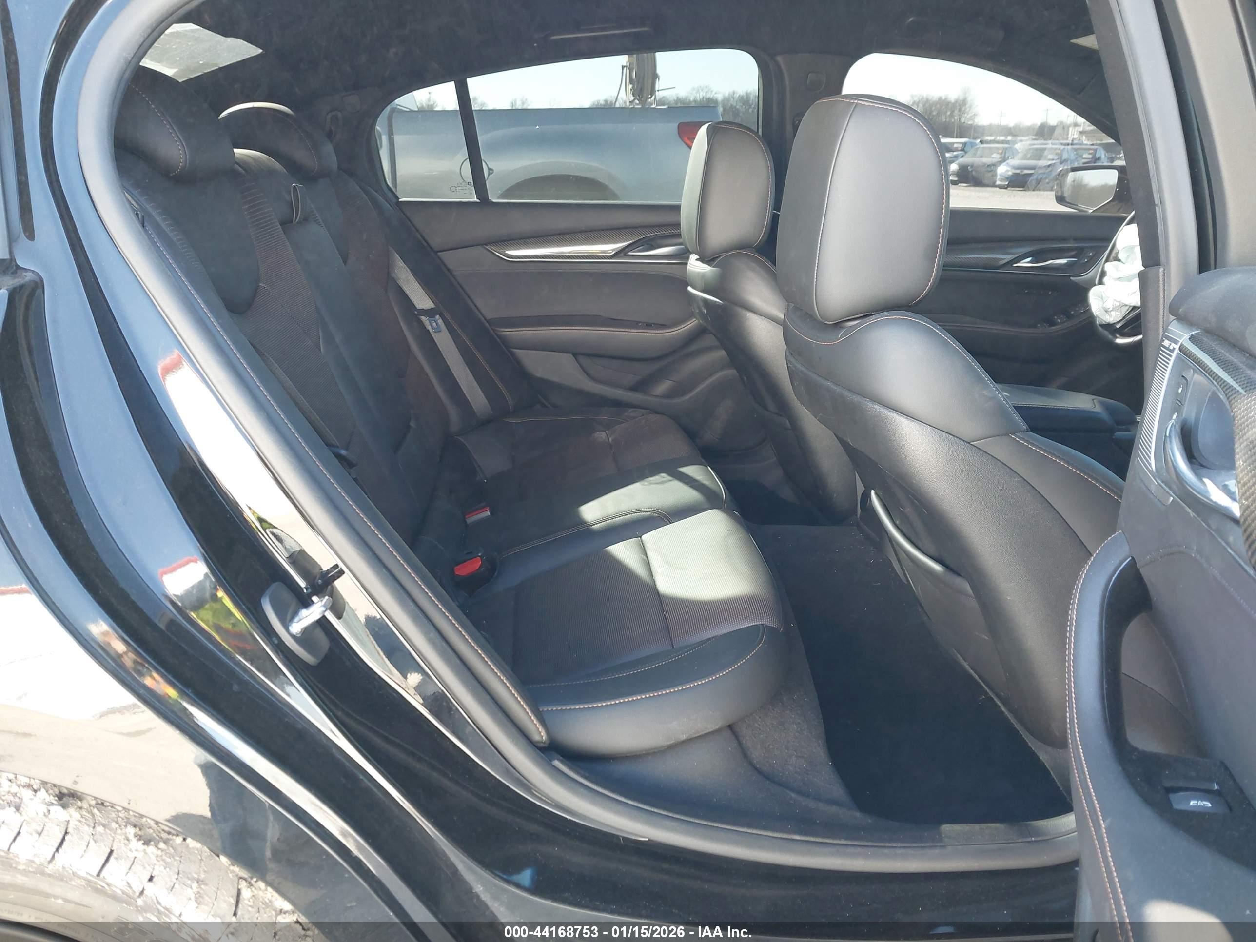 CADILLAC CT5-V image 8