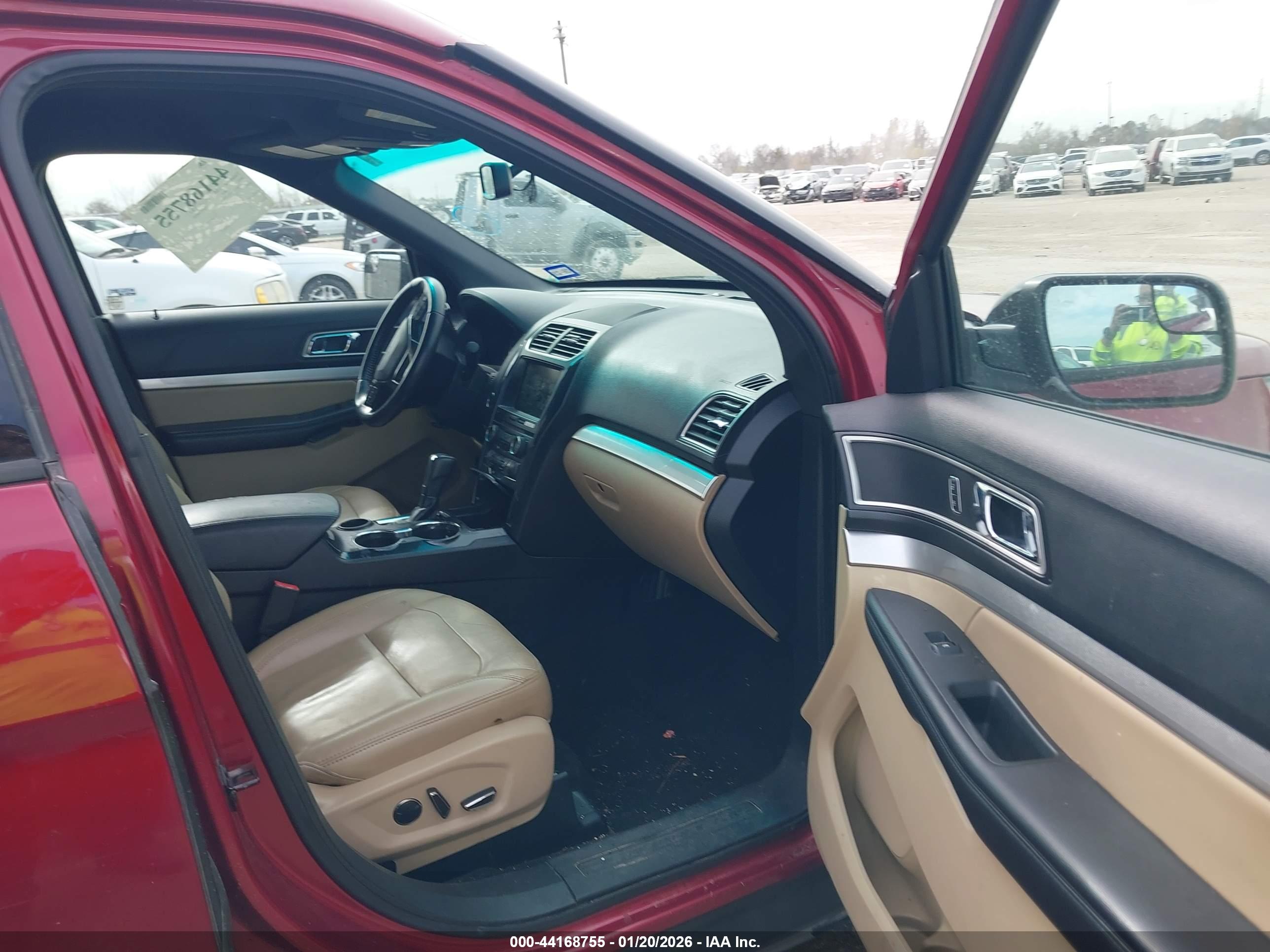 FORD EXPLORER image 5