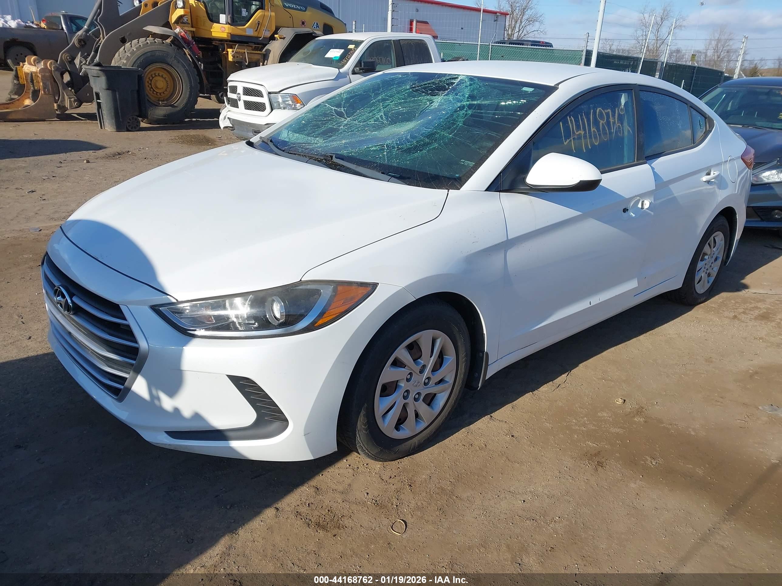 HYUNDAI ELANTRA image 2