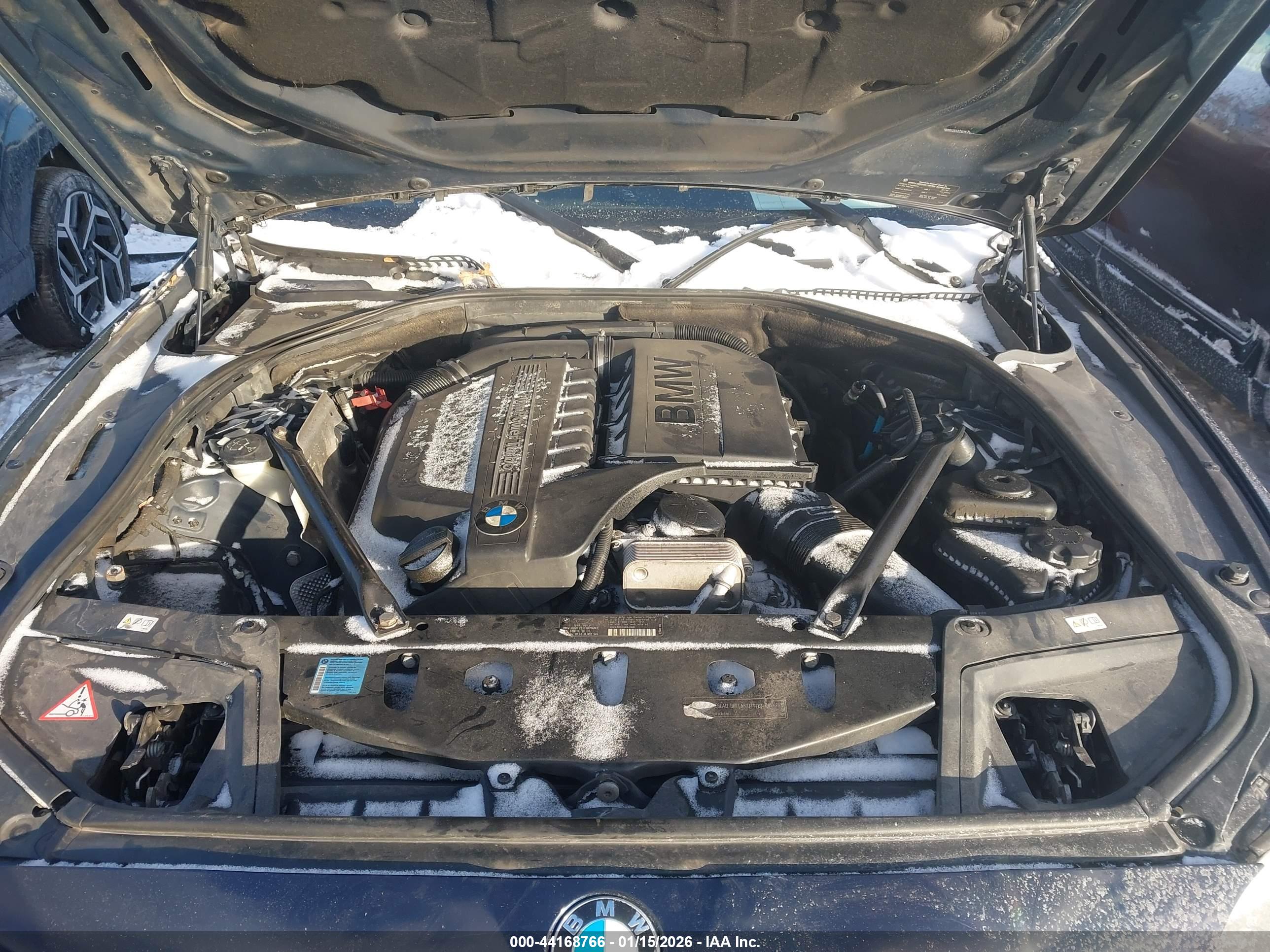 BMW 535I image 10