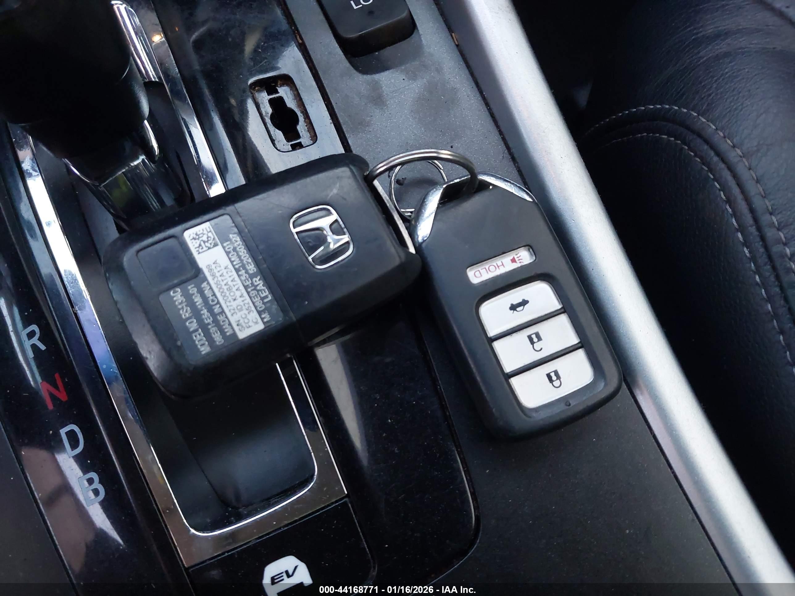 HONDA ACCORD image 11