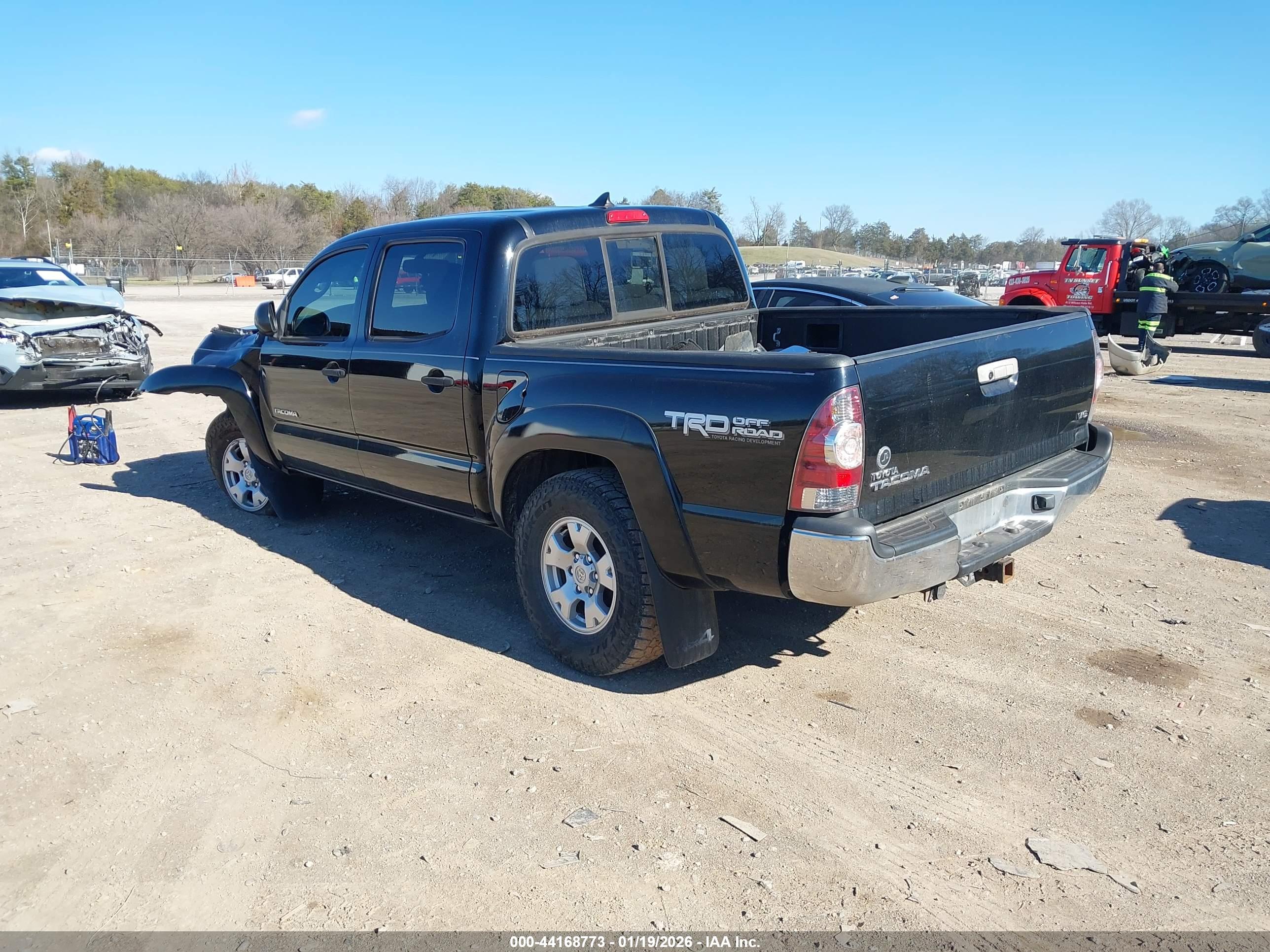 TOYOTA TACOMA image 3