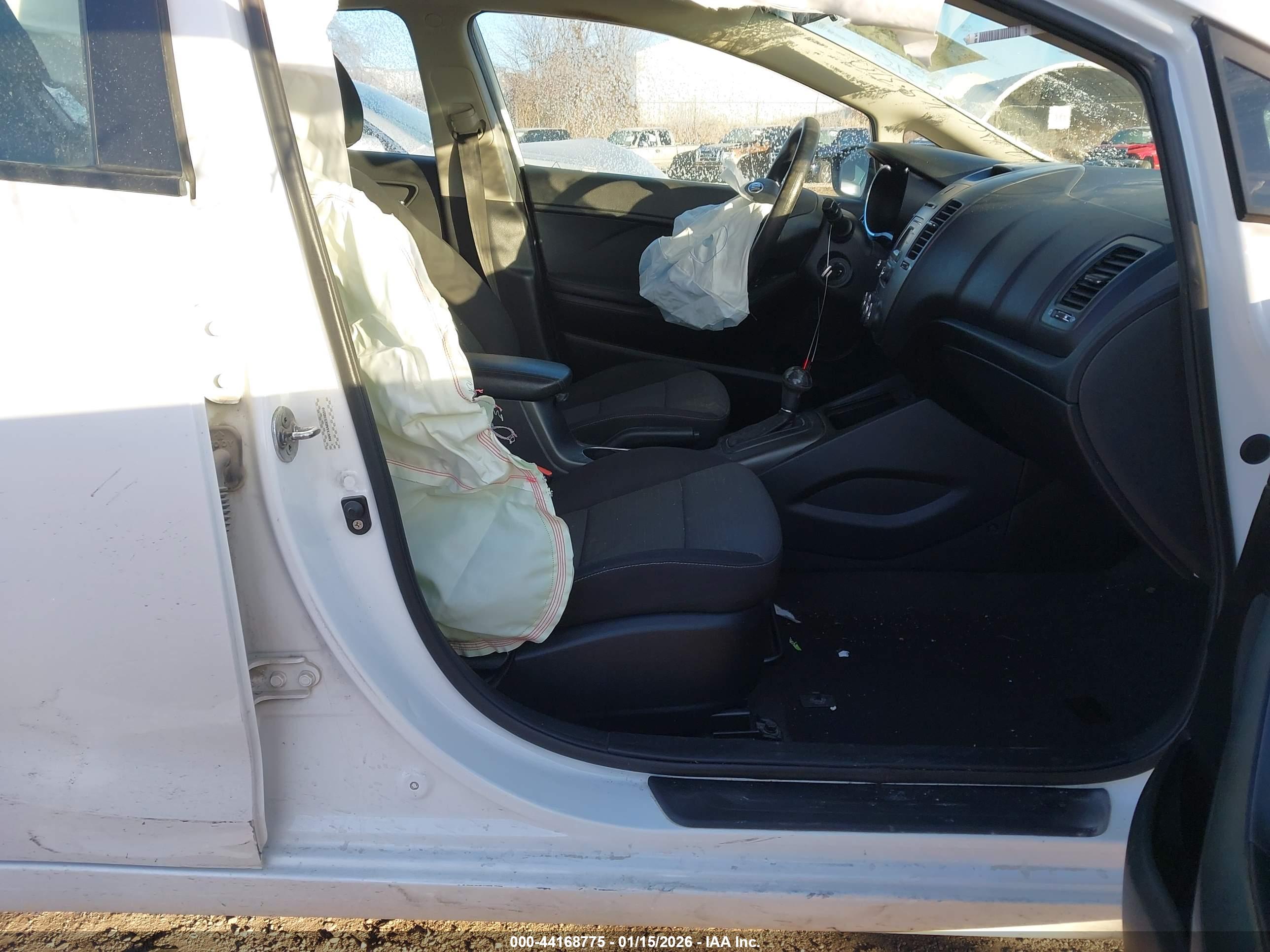 KIA FORTE image 5