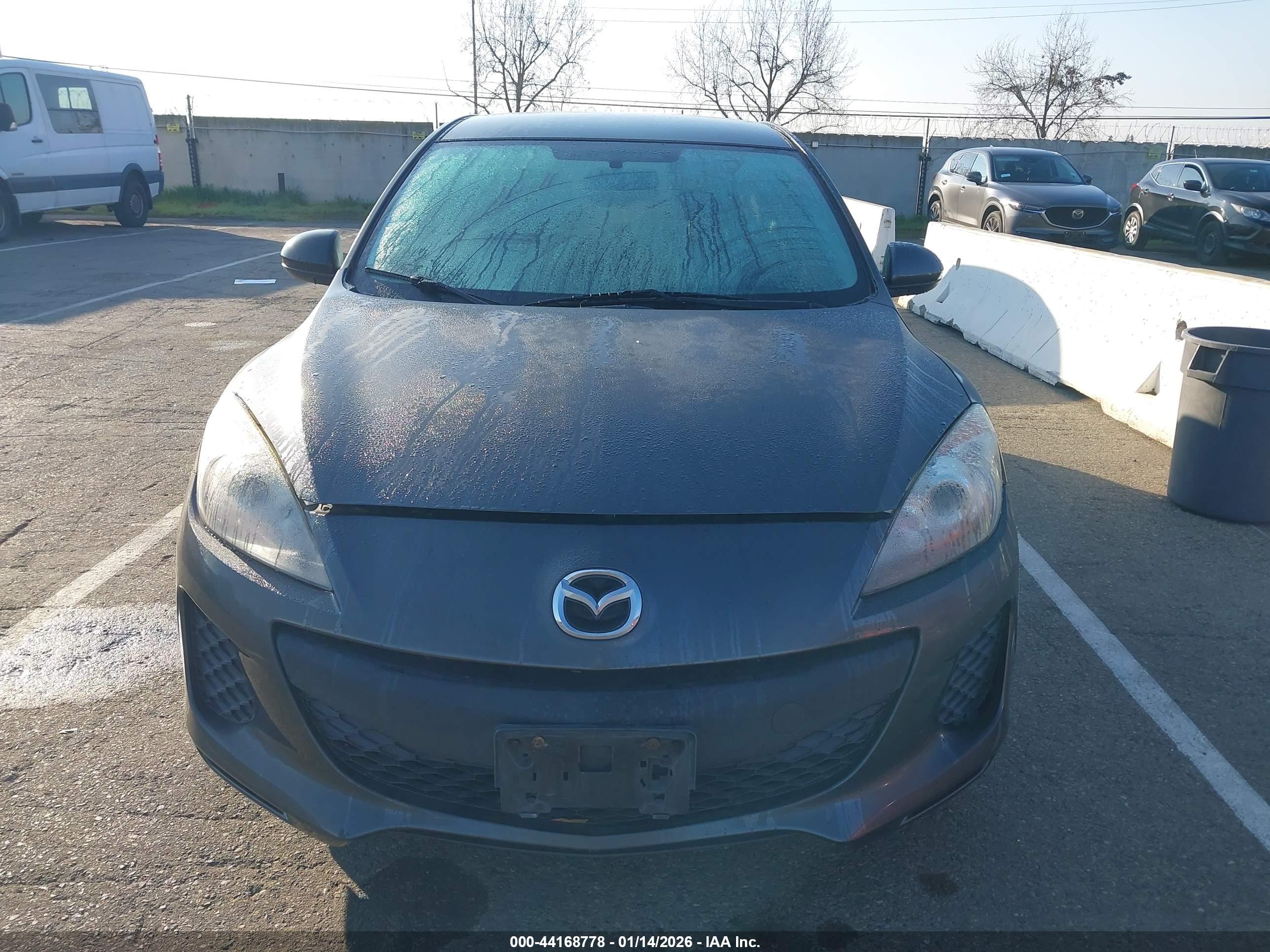 MAZDA MAZDA3 image 6