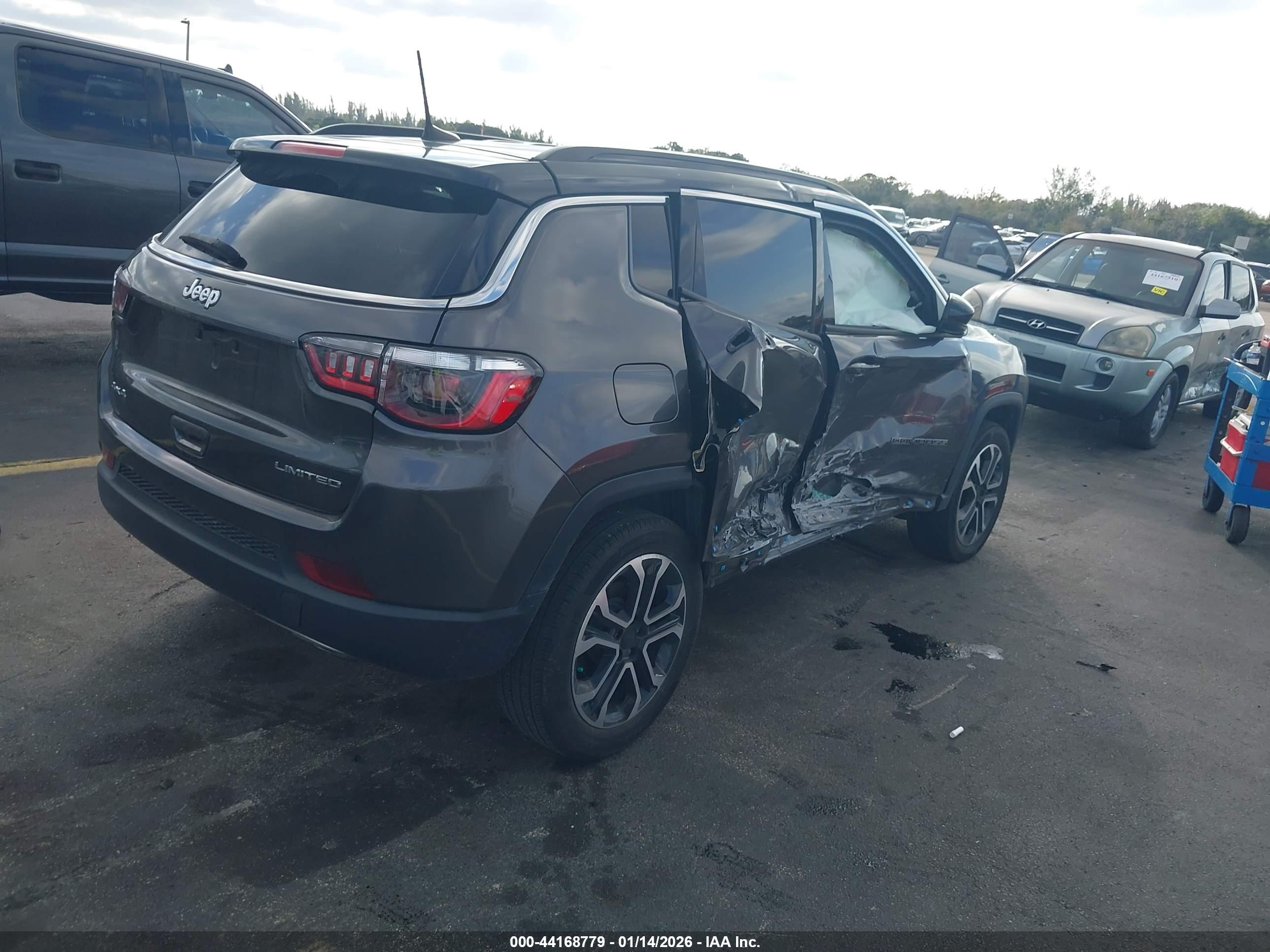 JEEP COMPASS image 4
