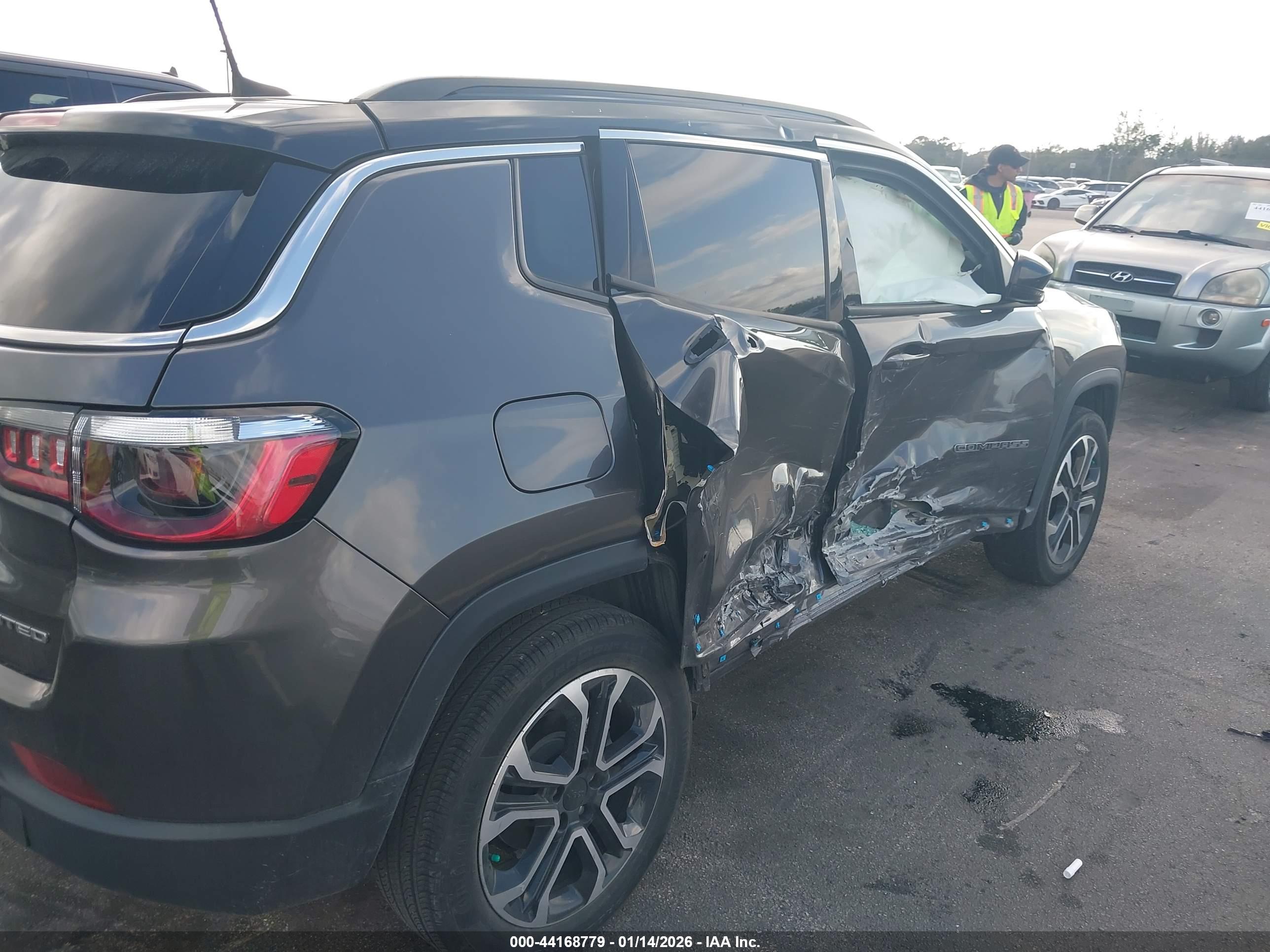 JEEP COMPASS image 6