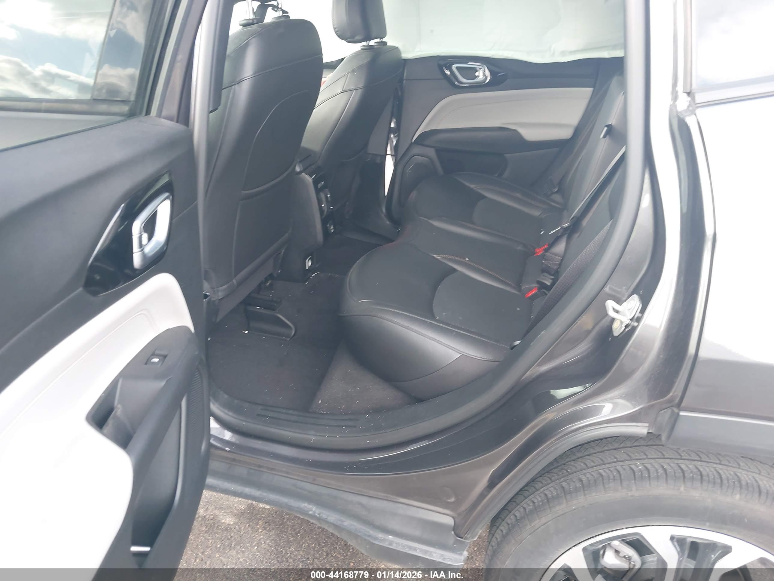 JEEP COMPASS image 8