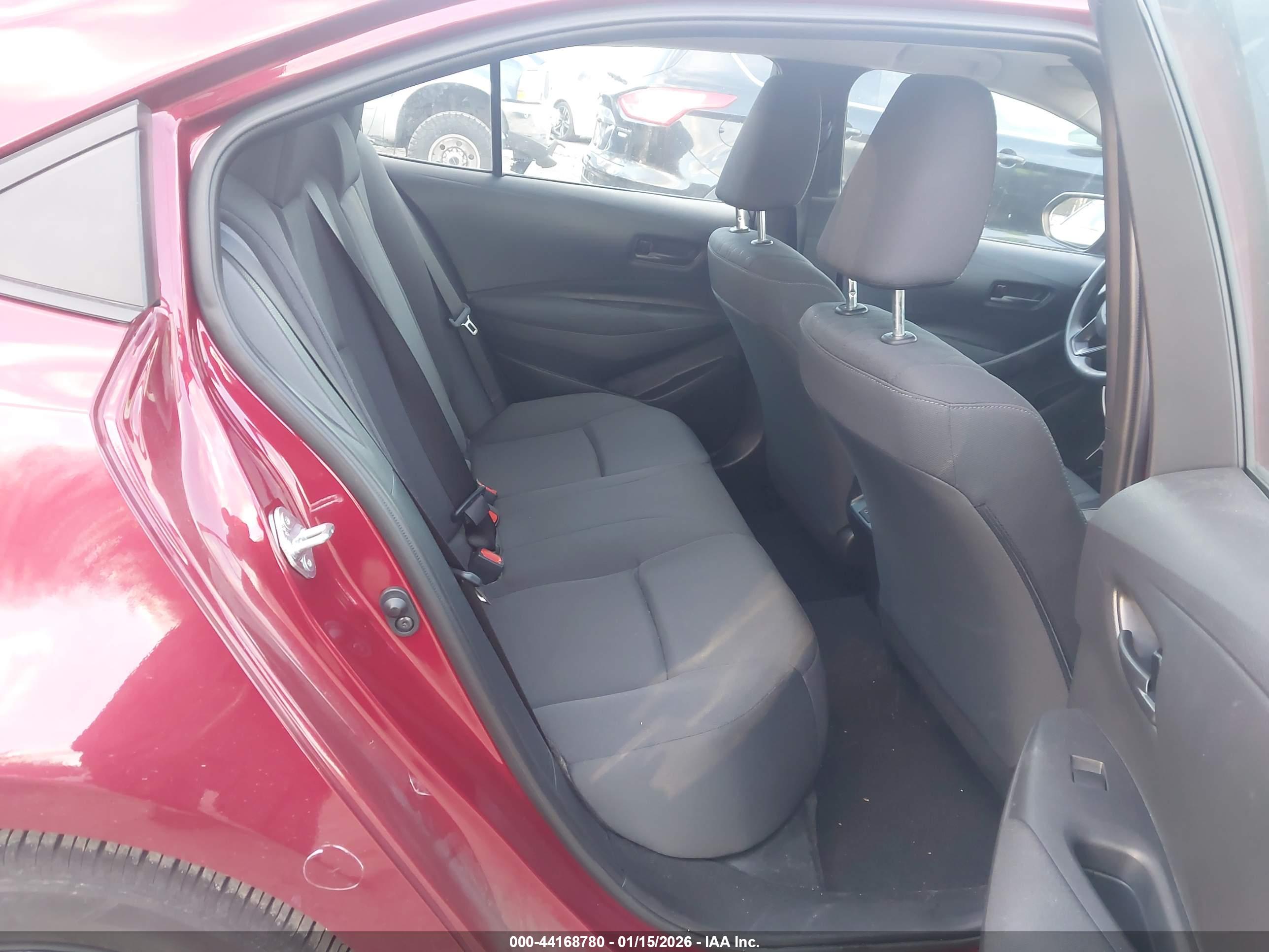 TOYOTA COROLLA image 8
