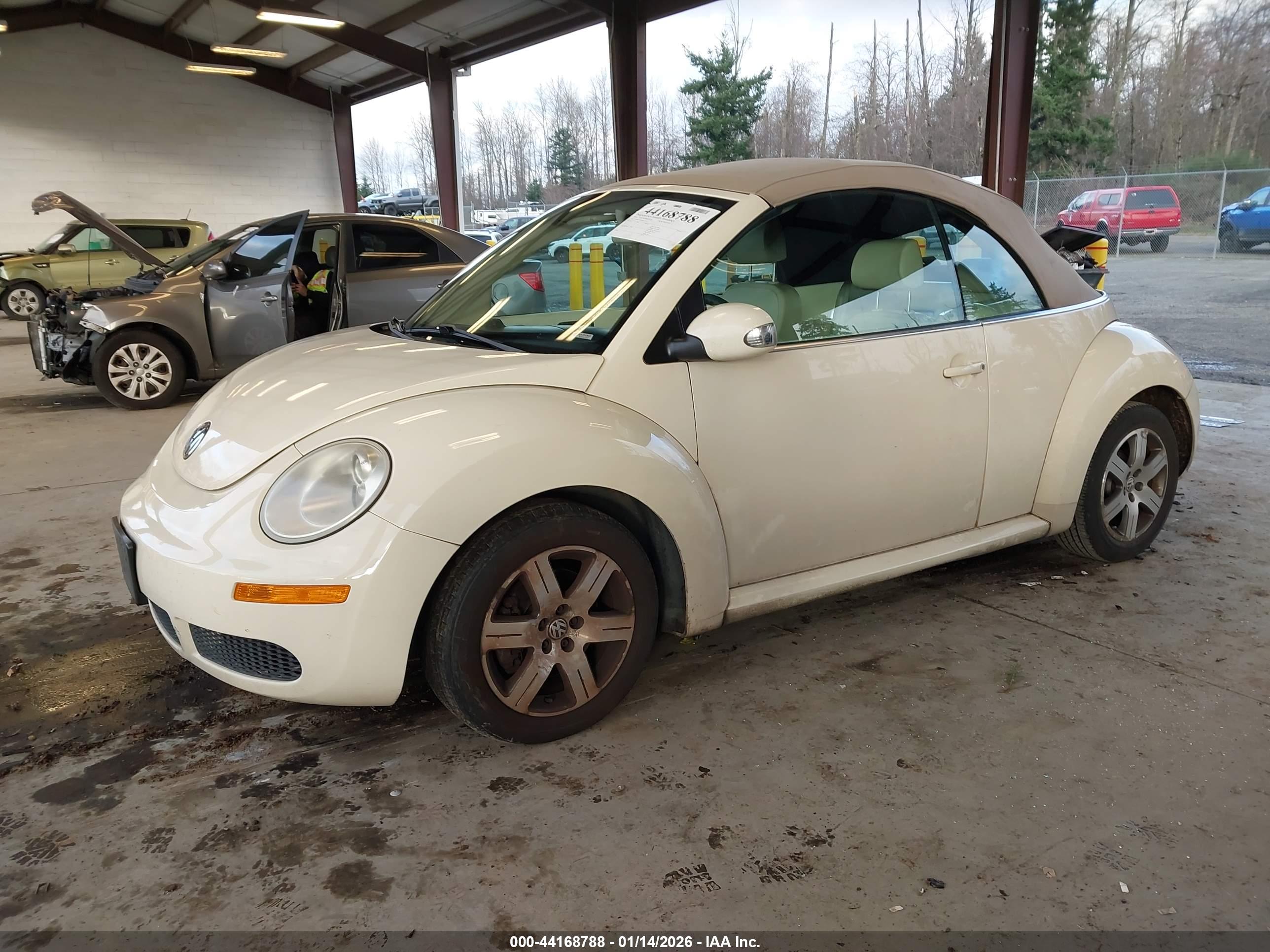 VOLKSWAGEN NEW image 2