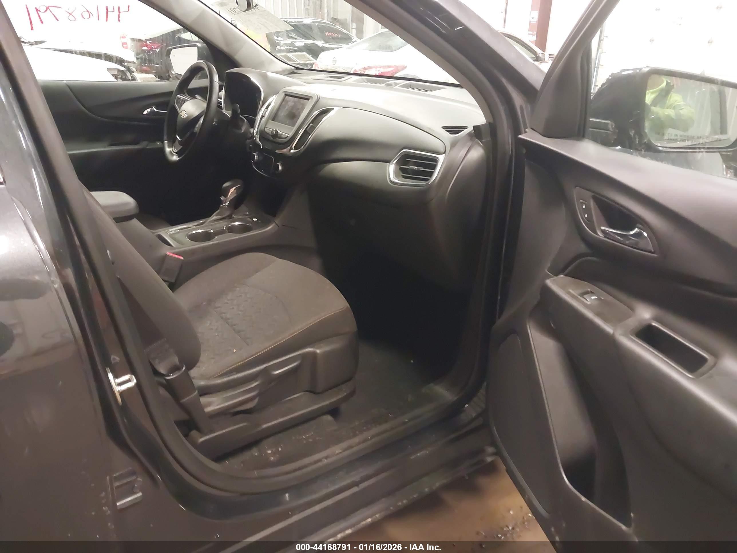CHEVROLET EQUINOX image 5