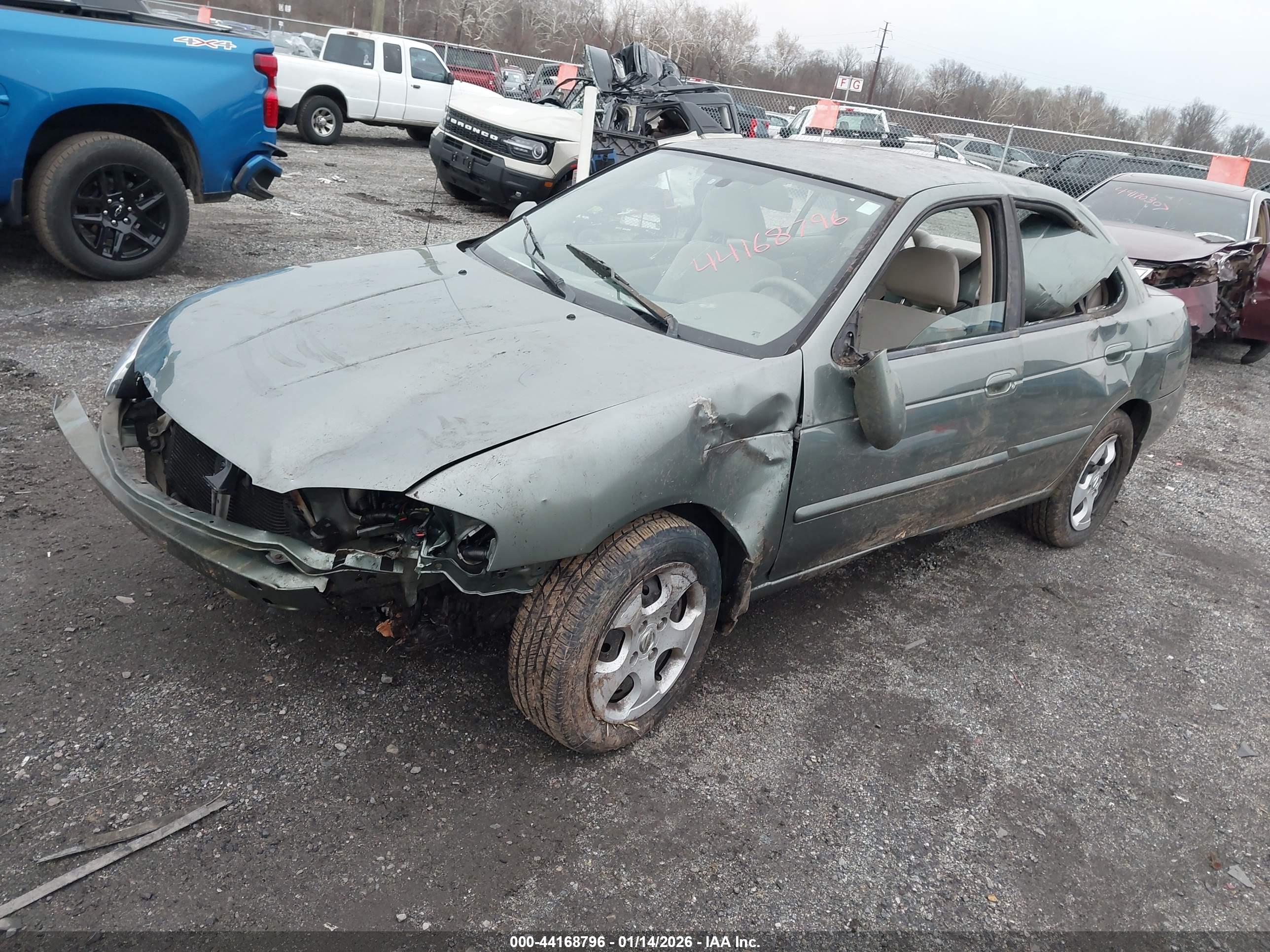 NISSAN SENTRA image 2