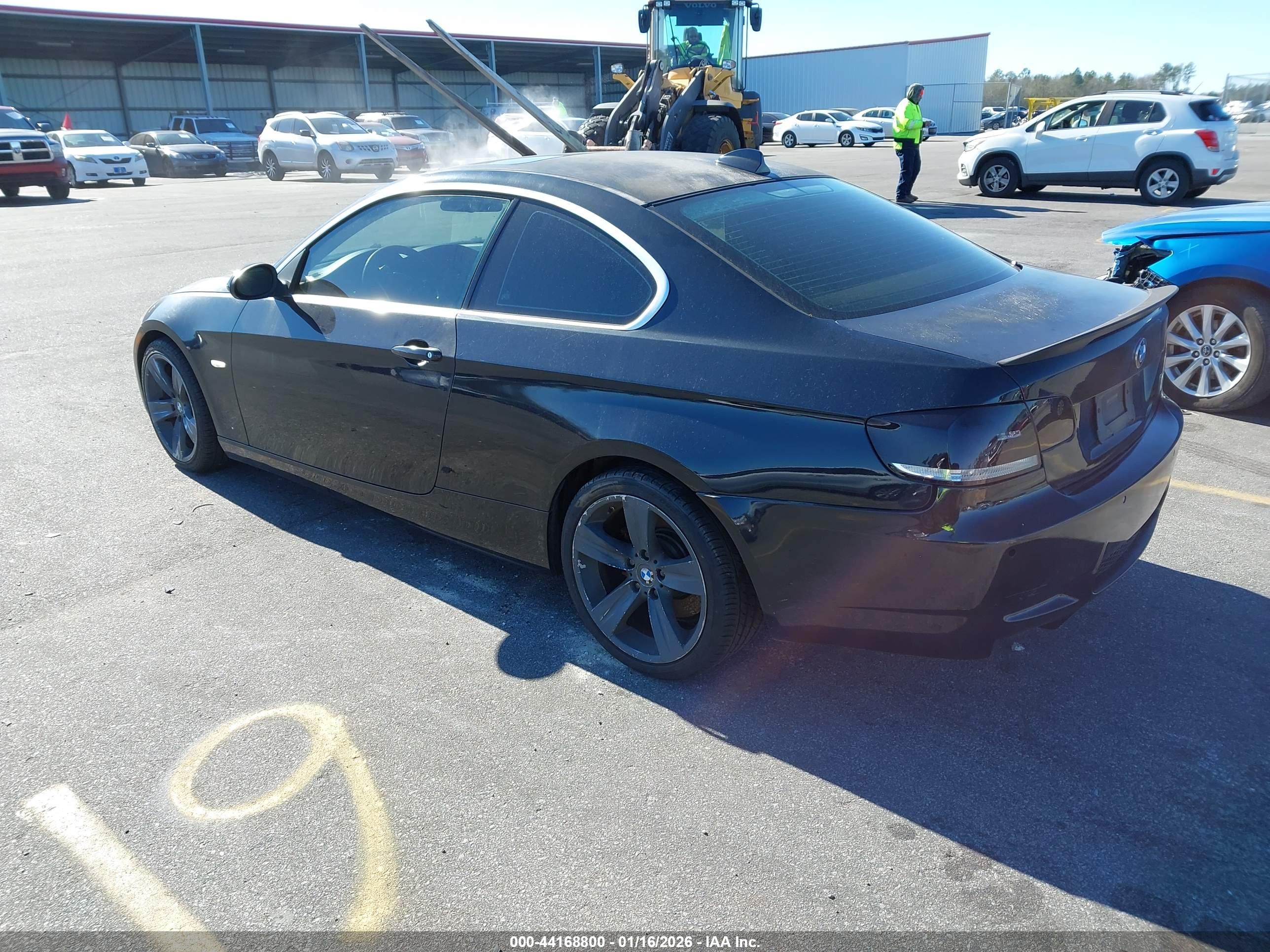 BMW 335I image 3