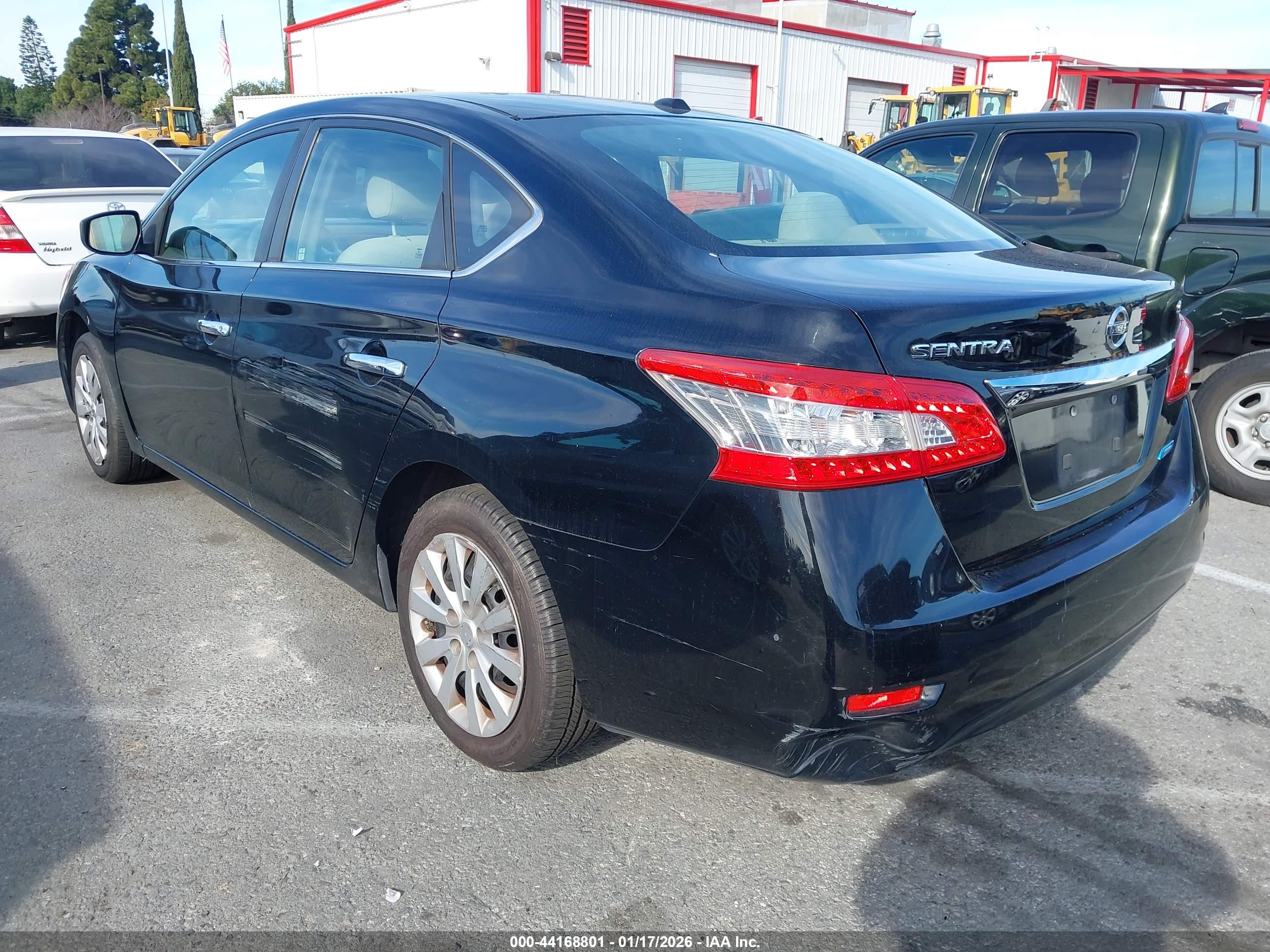 NISSAN SENTRA image 3