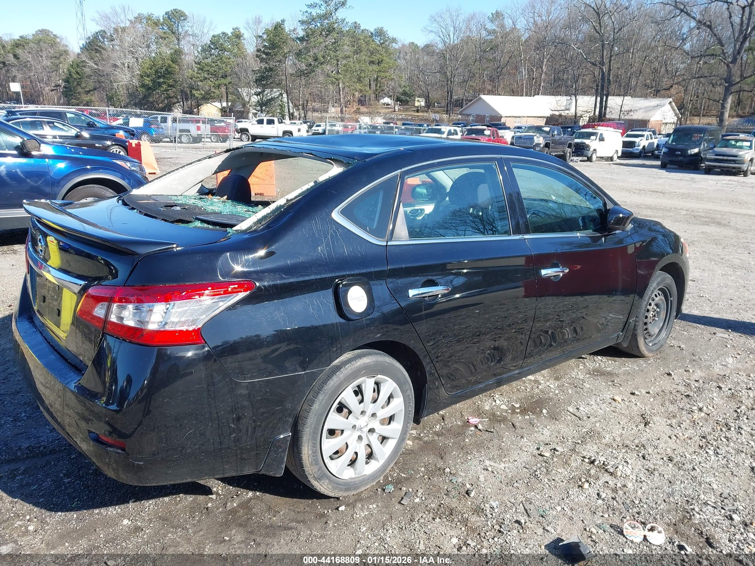 NISSAN SENTRA image 4