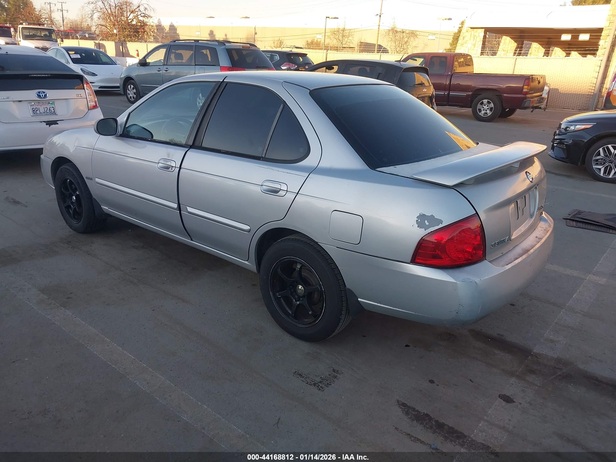 NISSAN SENTRA image 3