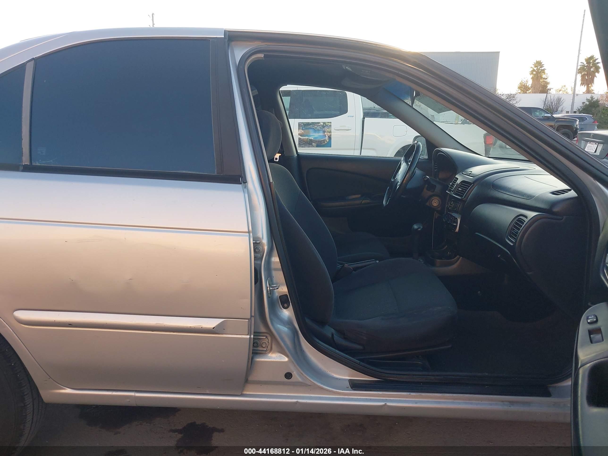 NISSAN SENTRA image 5