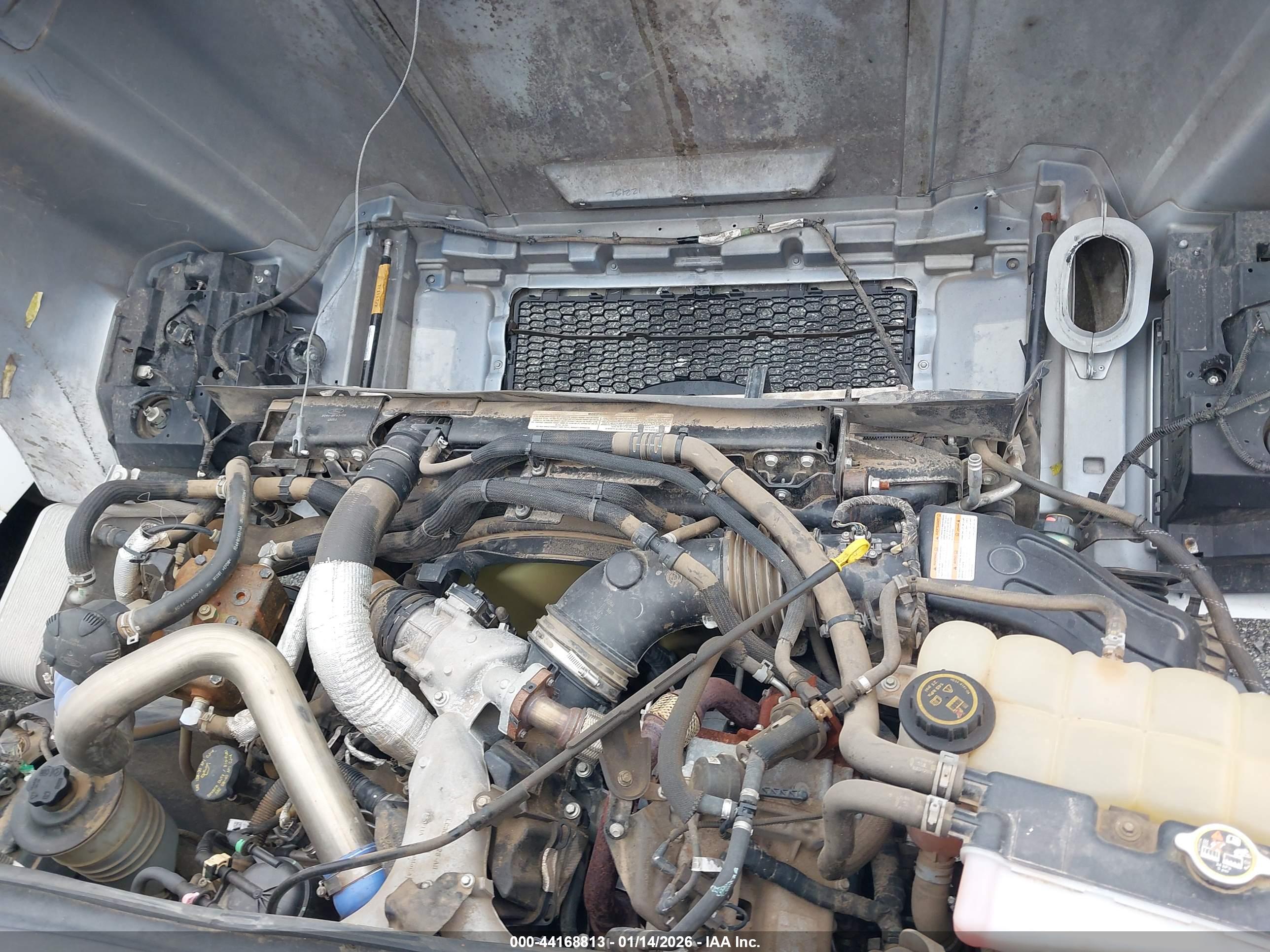 FORD F-750 image 10