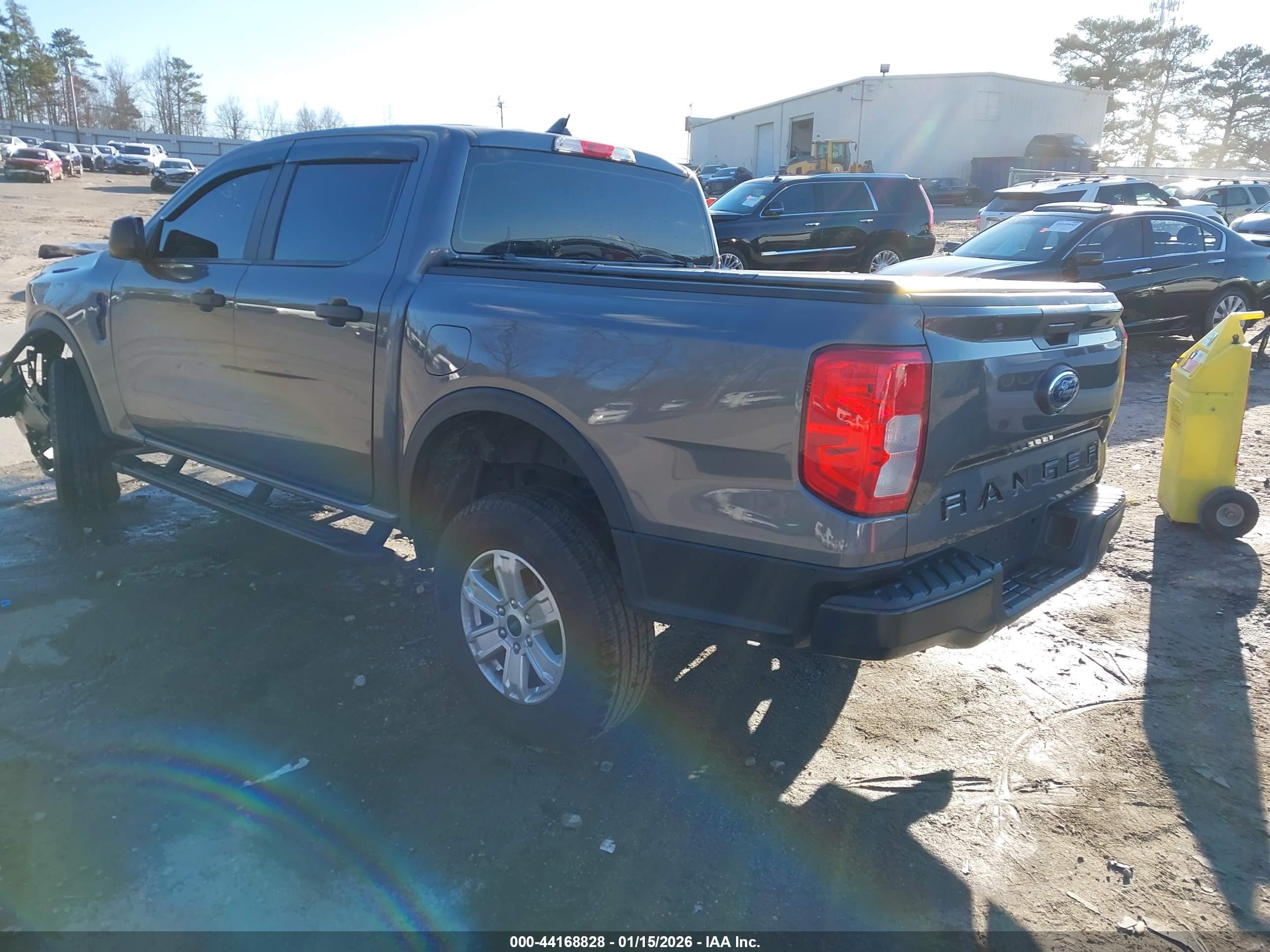 FORD RANGER image 3