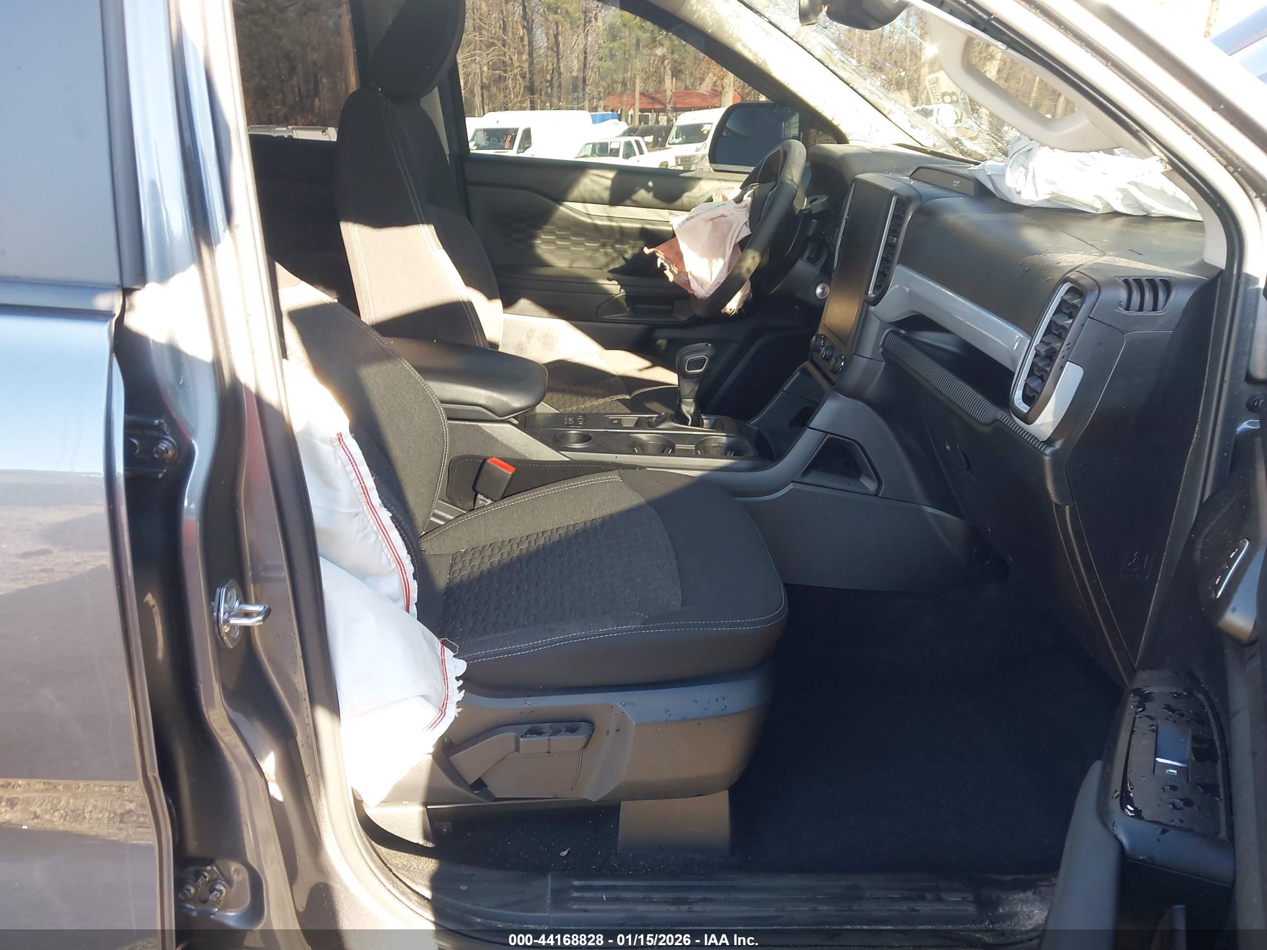 FORD RANGER image 5