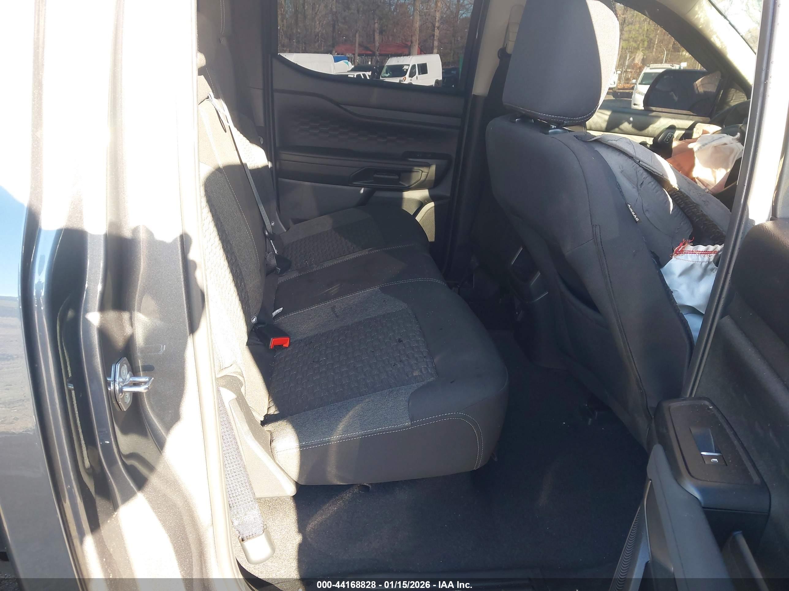 FORD RANGER image 8