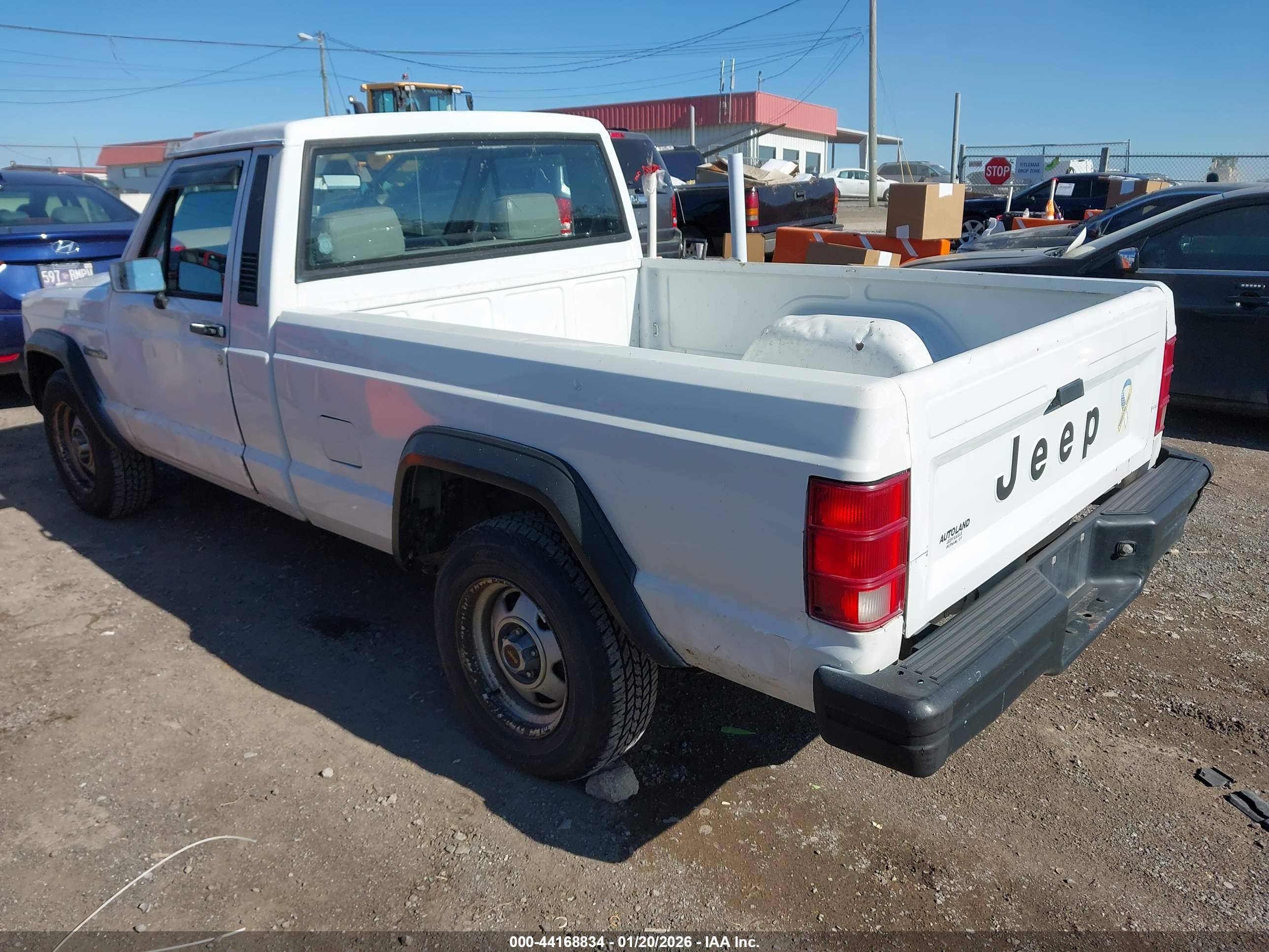 JEEP COMANCHE image 3
