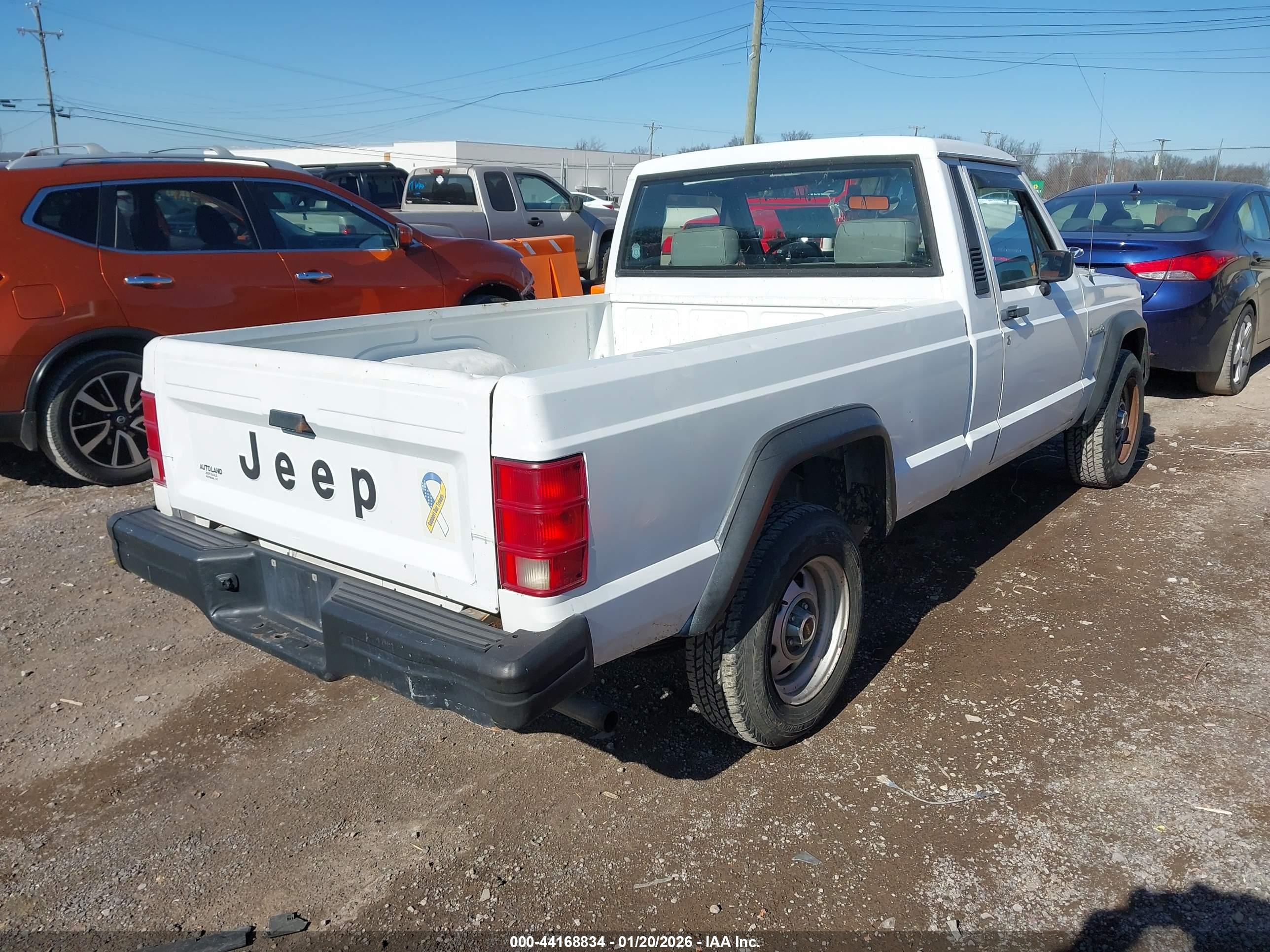JEEP COMANCHE image 4
