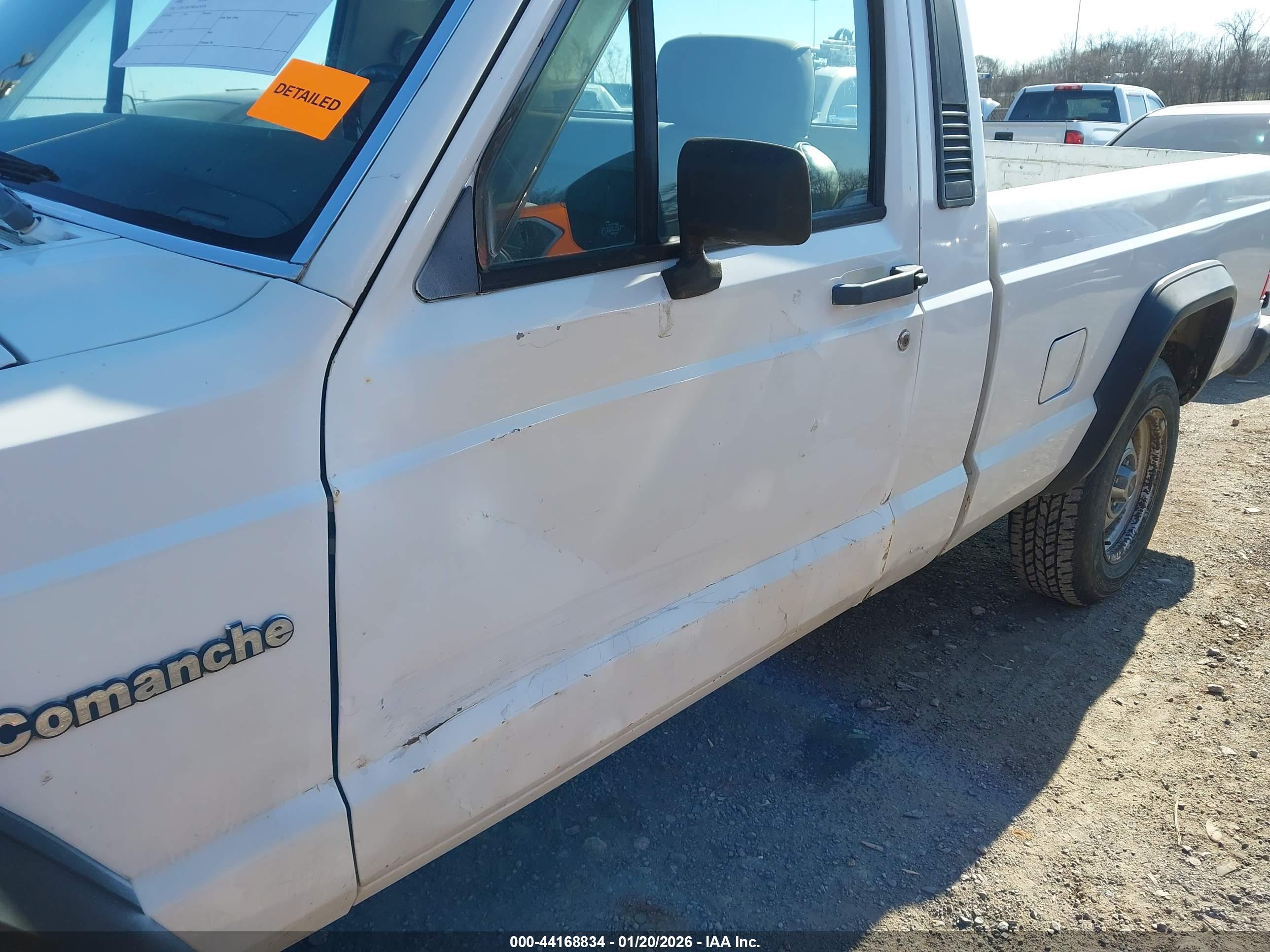 JEEP COMANCHE image 6
