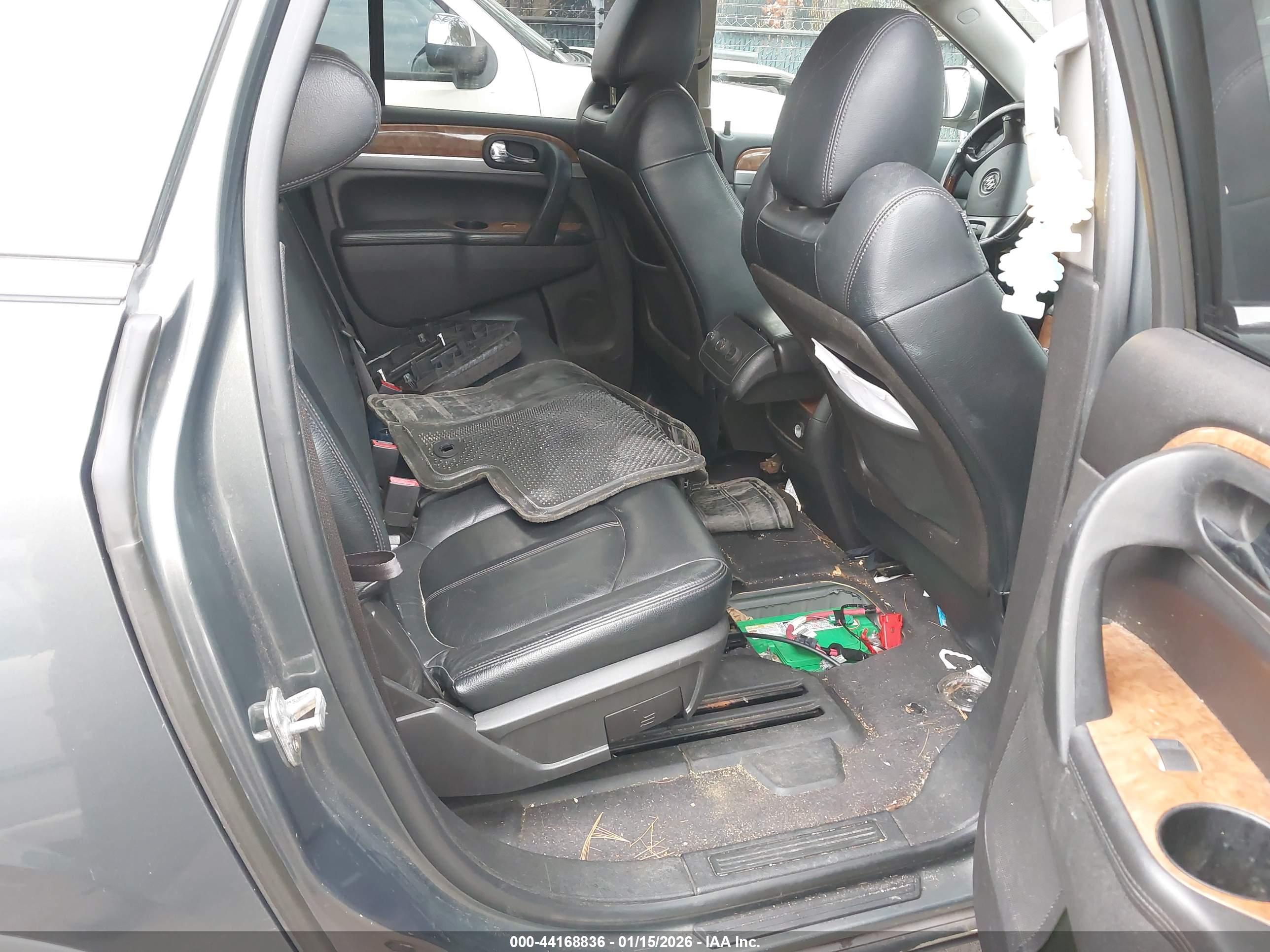 BUICK ENCLAVE image 8