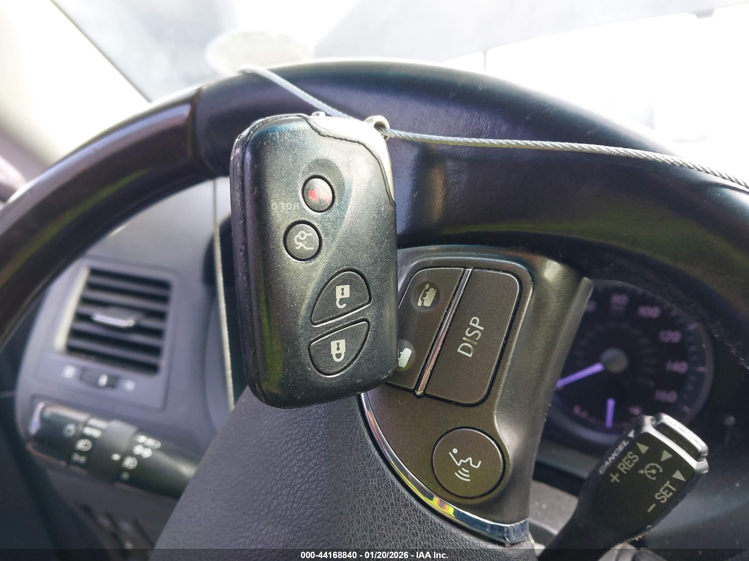 LEXUS ES image 11