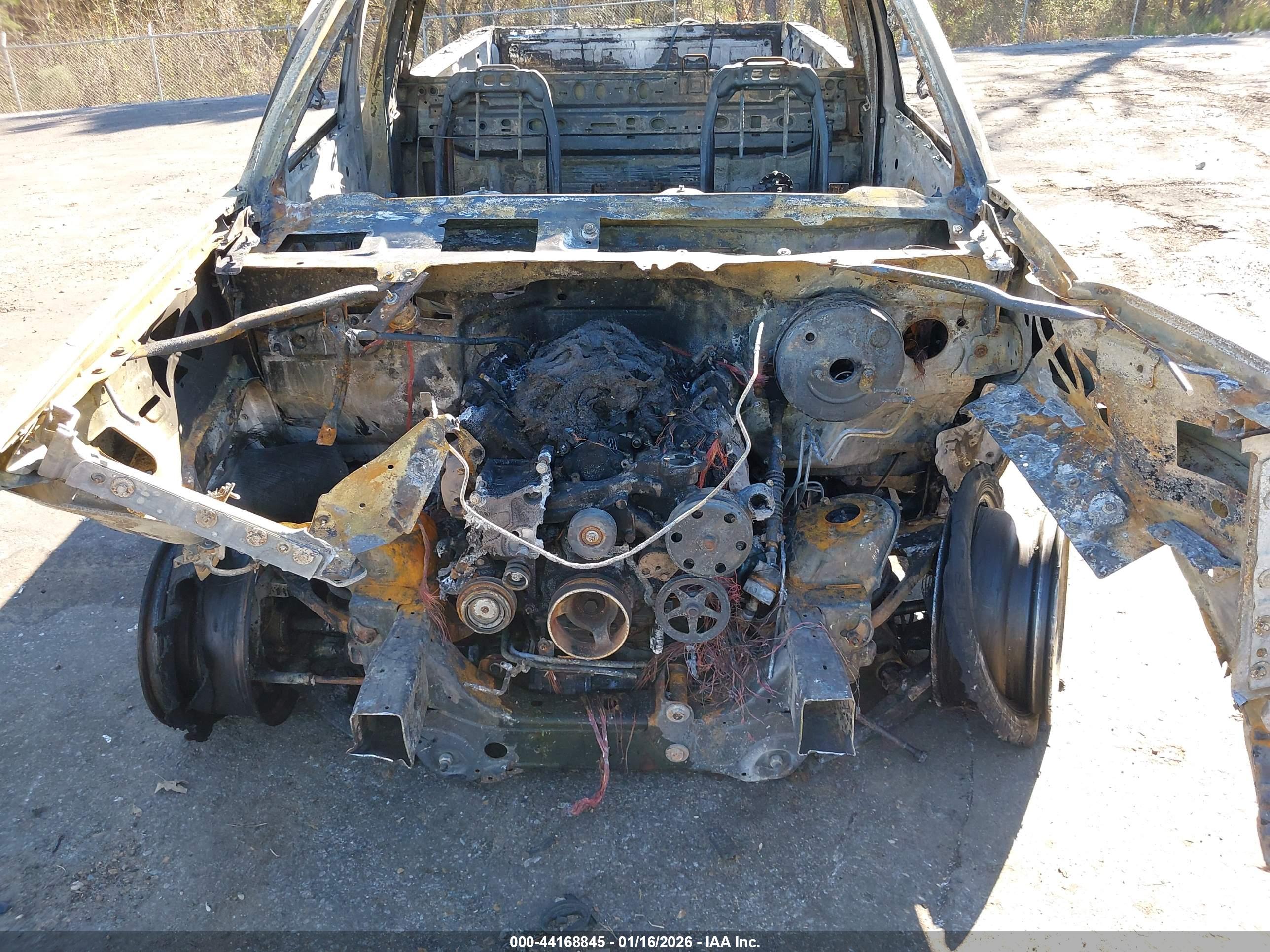 CHEVROLET SILVERADO image 10