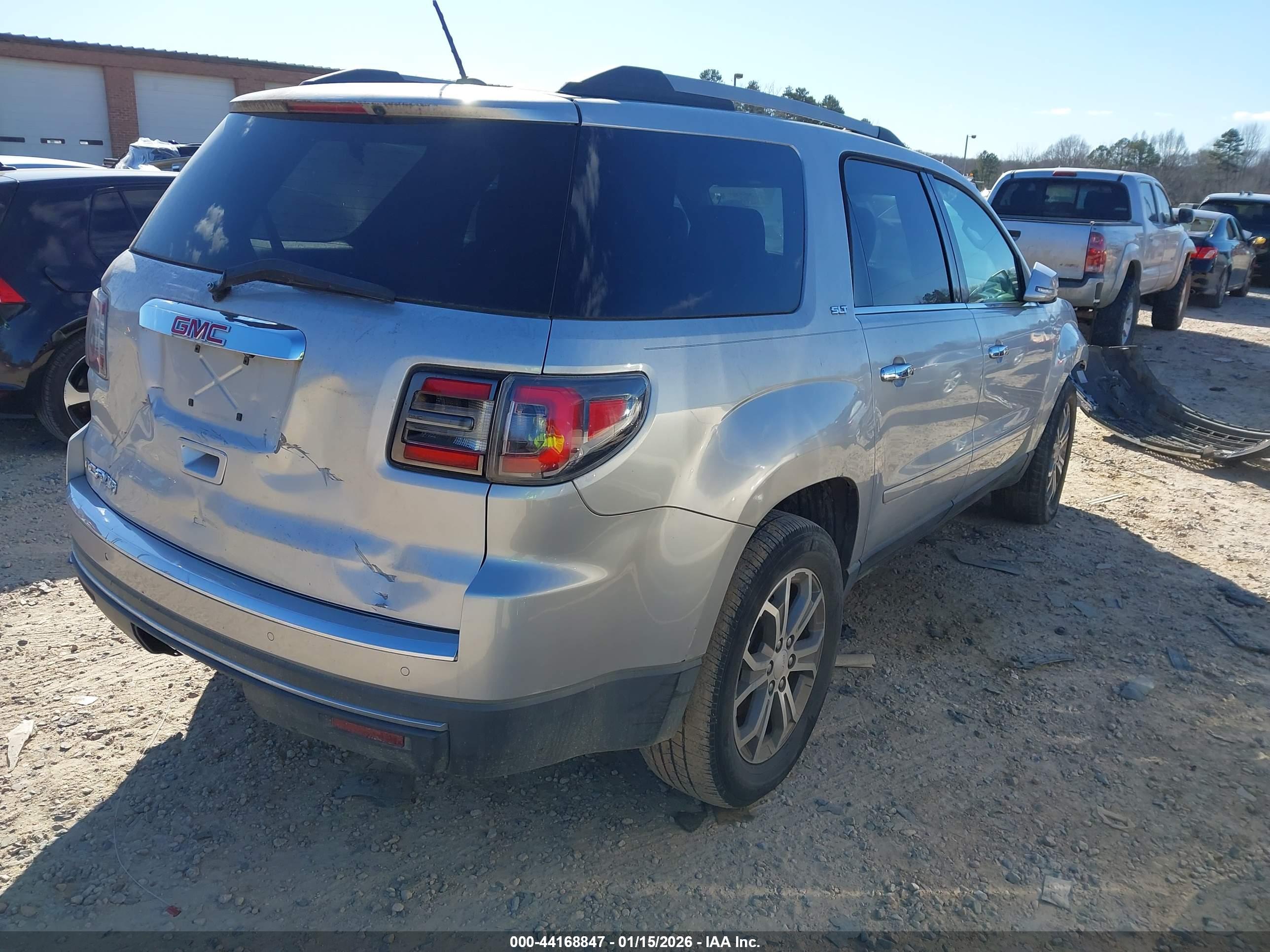 GMC ACADIA image 4