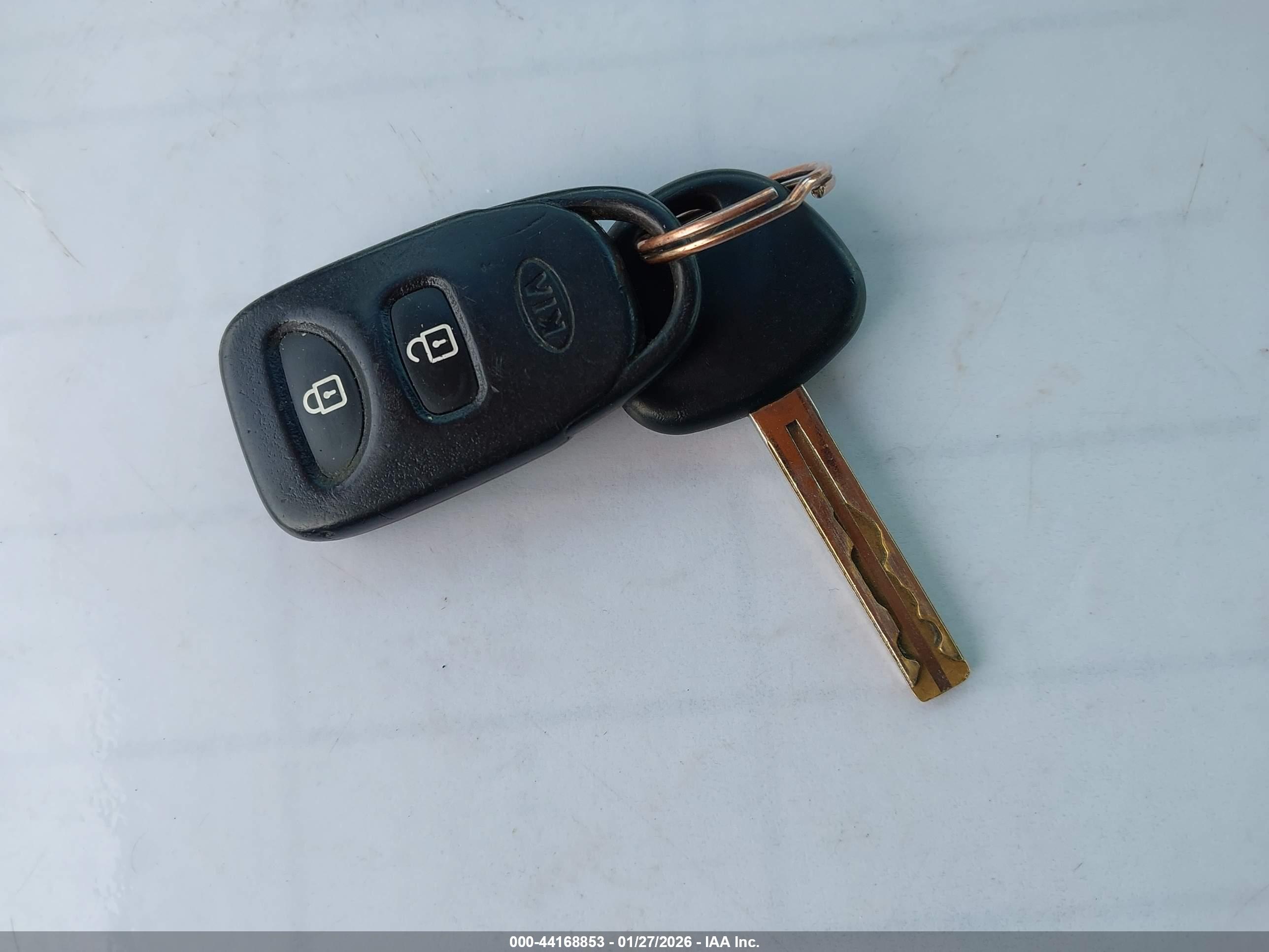 KIA SORENTO image 11