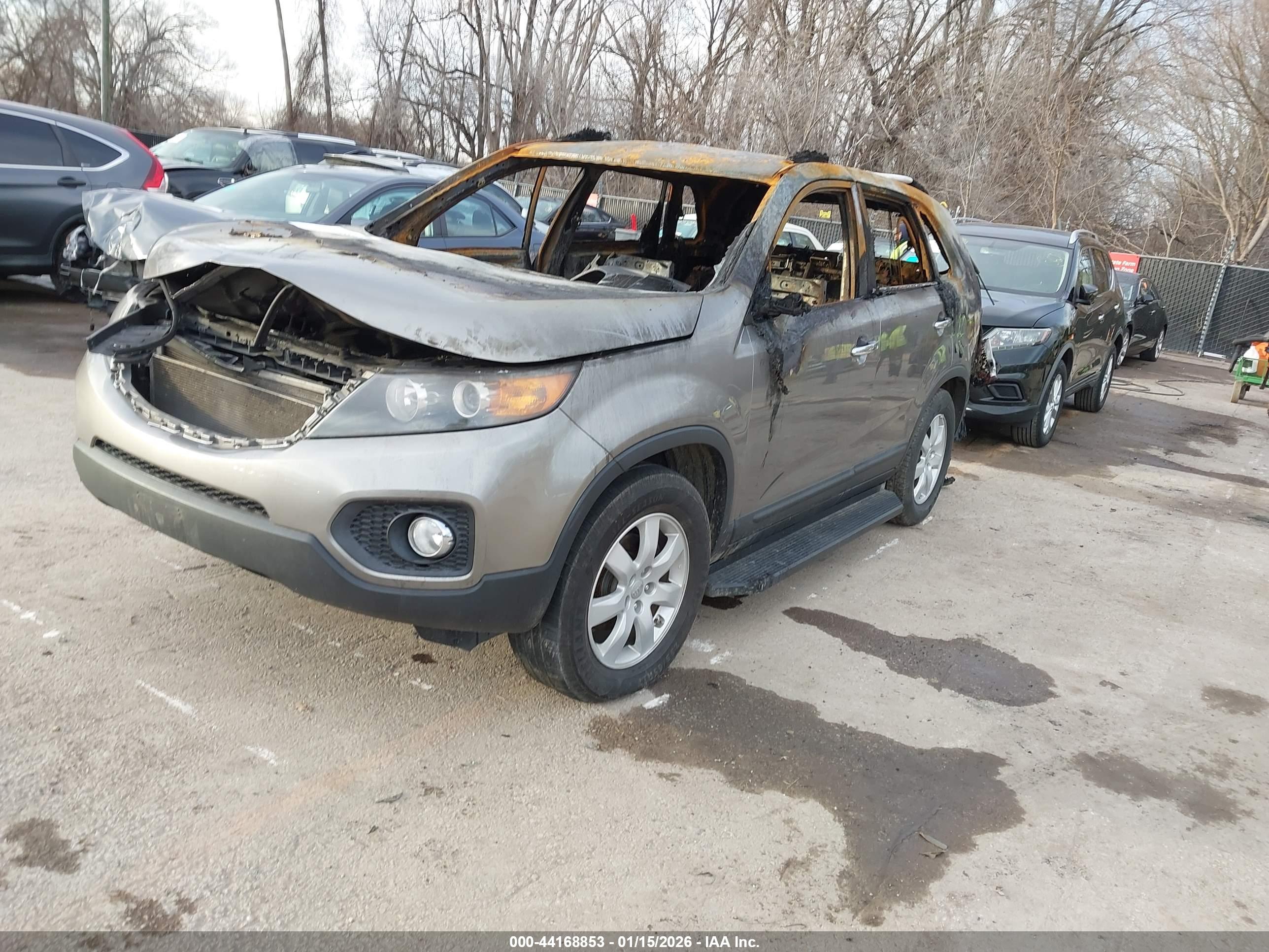 KIA SORENTO image 2