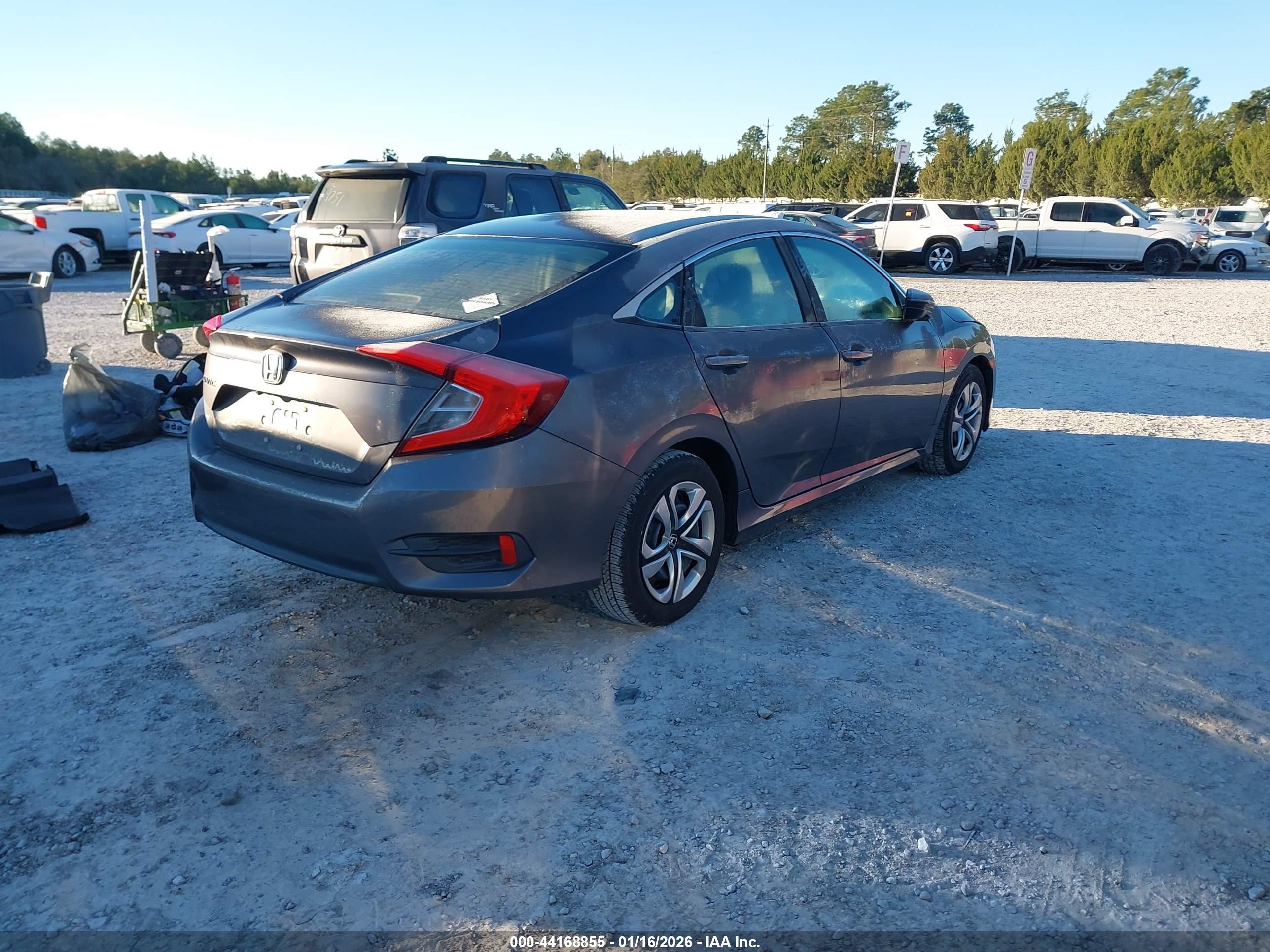 HONDA CIVIC image 4