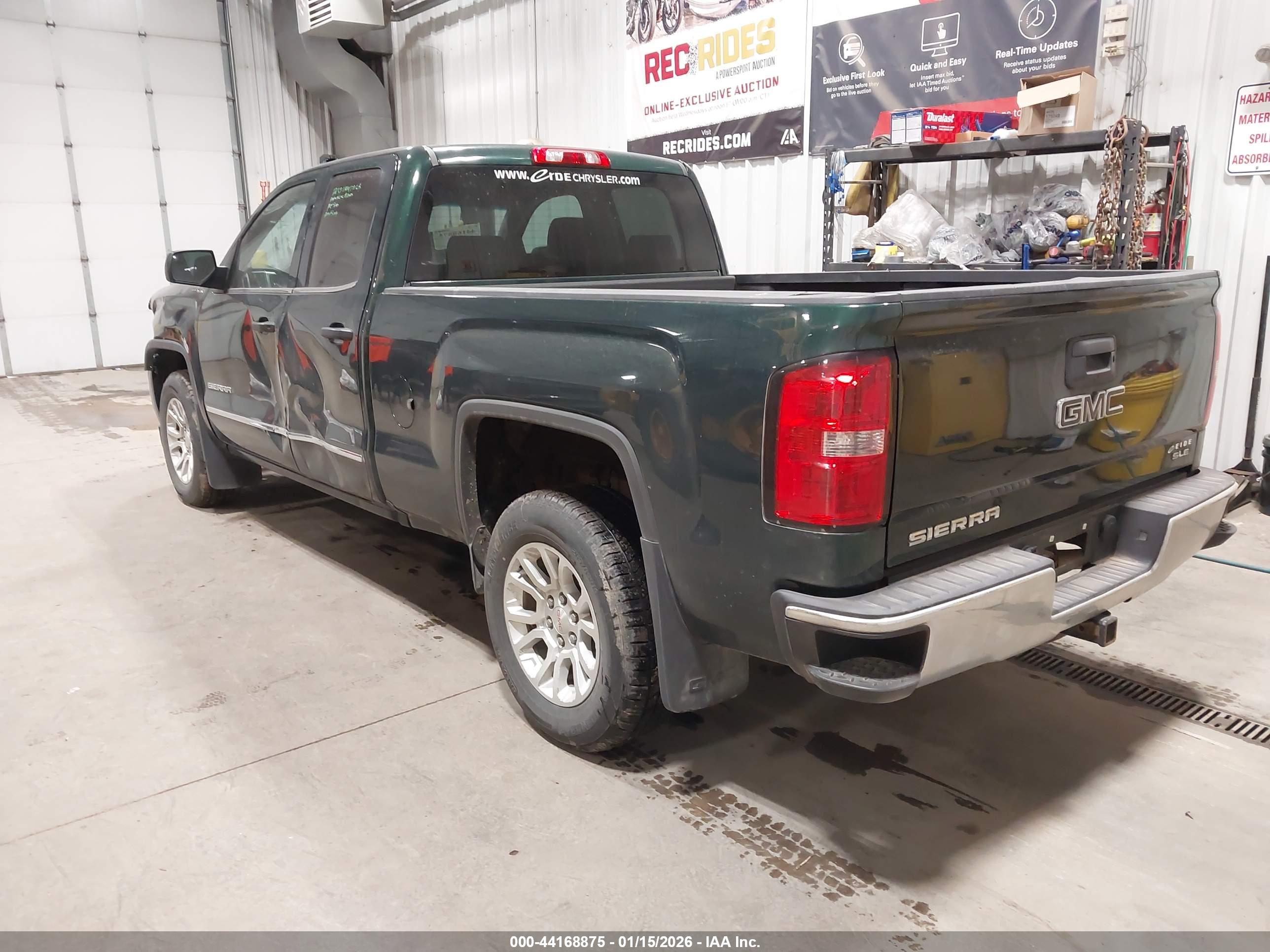 GMC SIERRA image 3