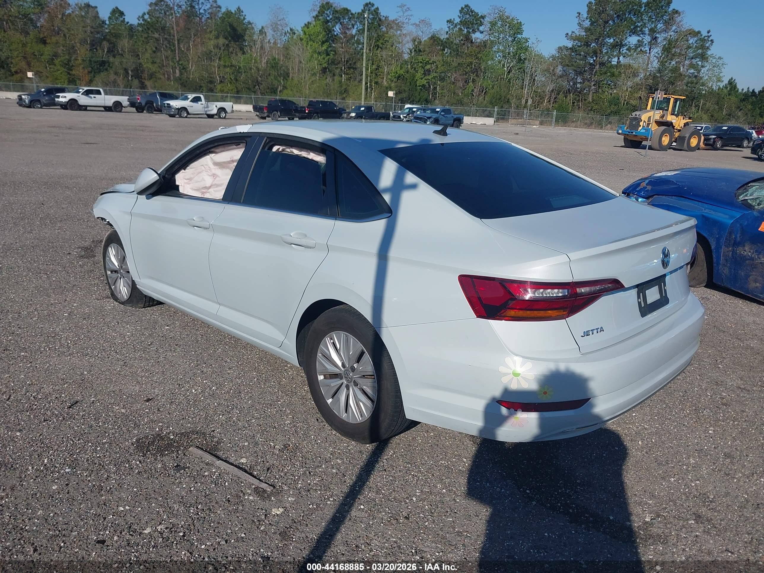 VOLKSWAGEN JETTA image 3