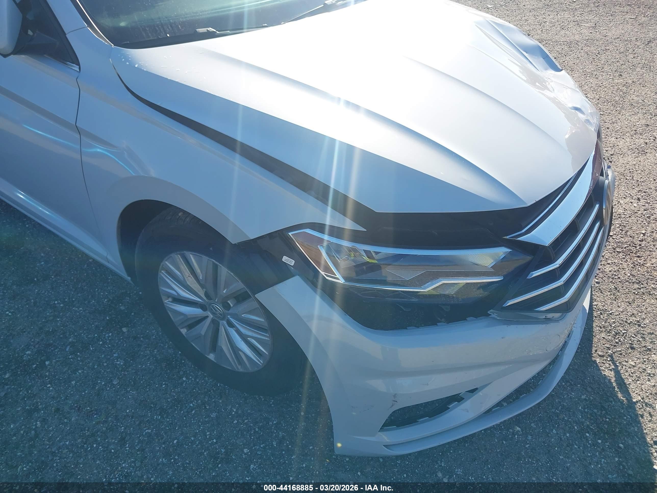 VOLKSWAGEN JETTA image 6