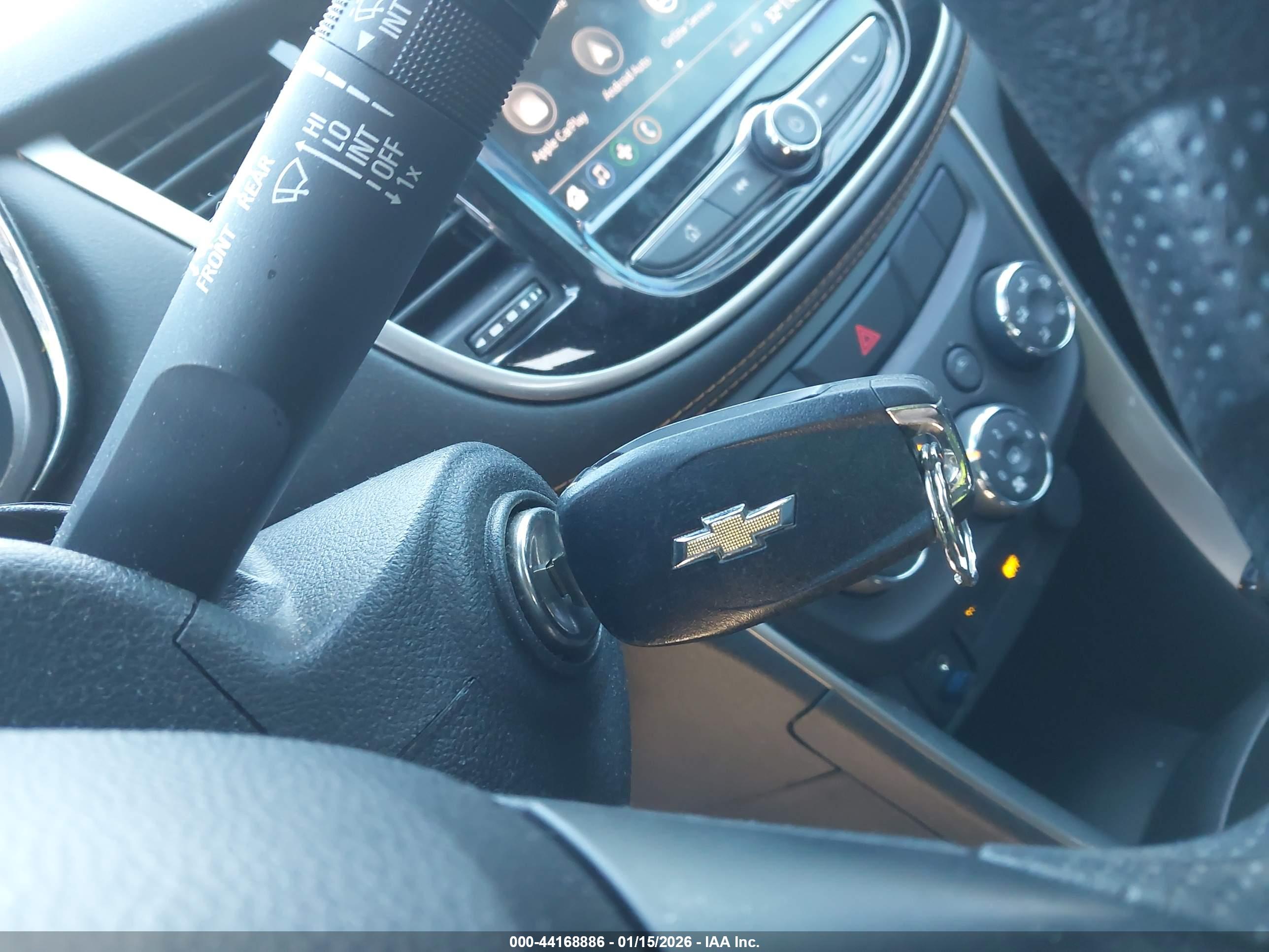 CHEVROLET TRAX image 11