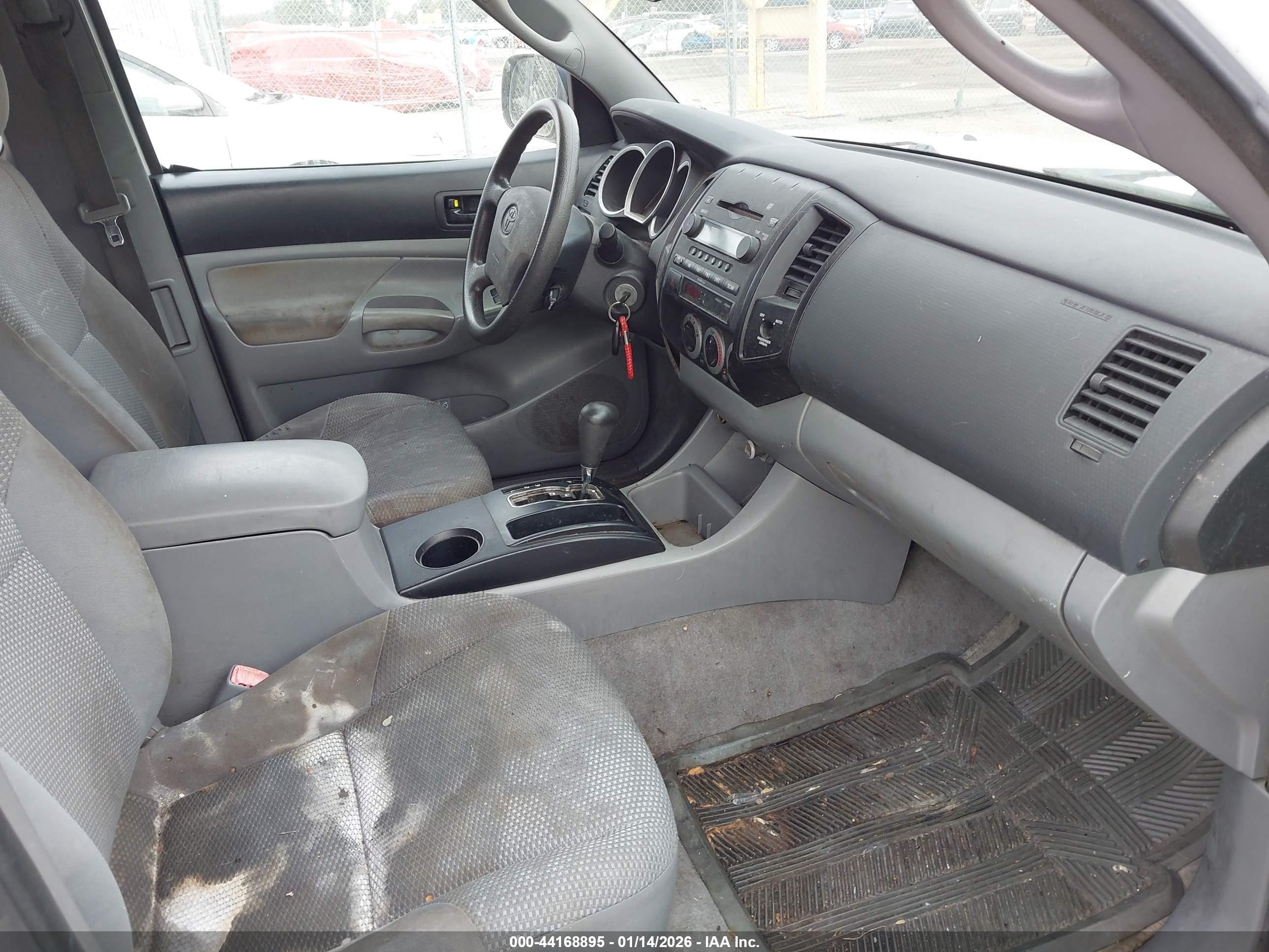 TOYOTA TACOMA image 5