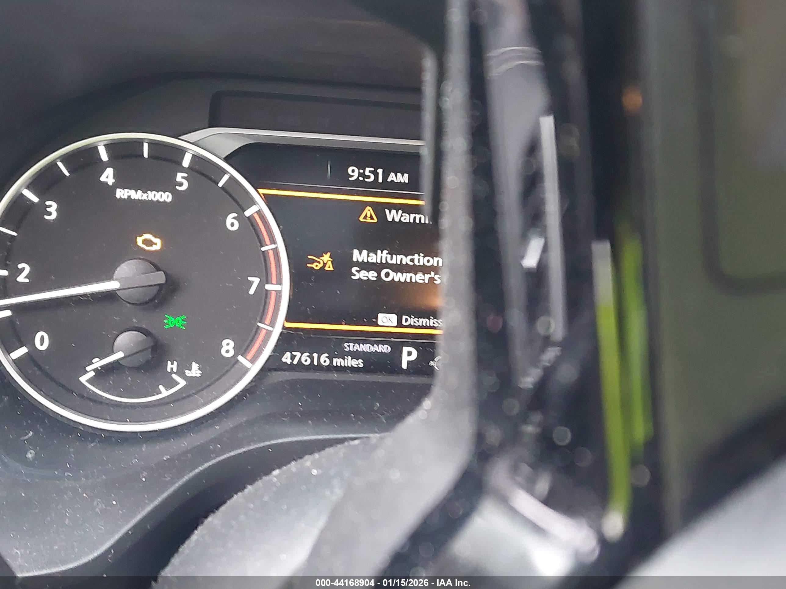 NISSAN ROGUE image 7