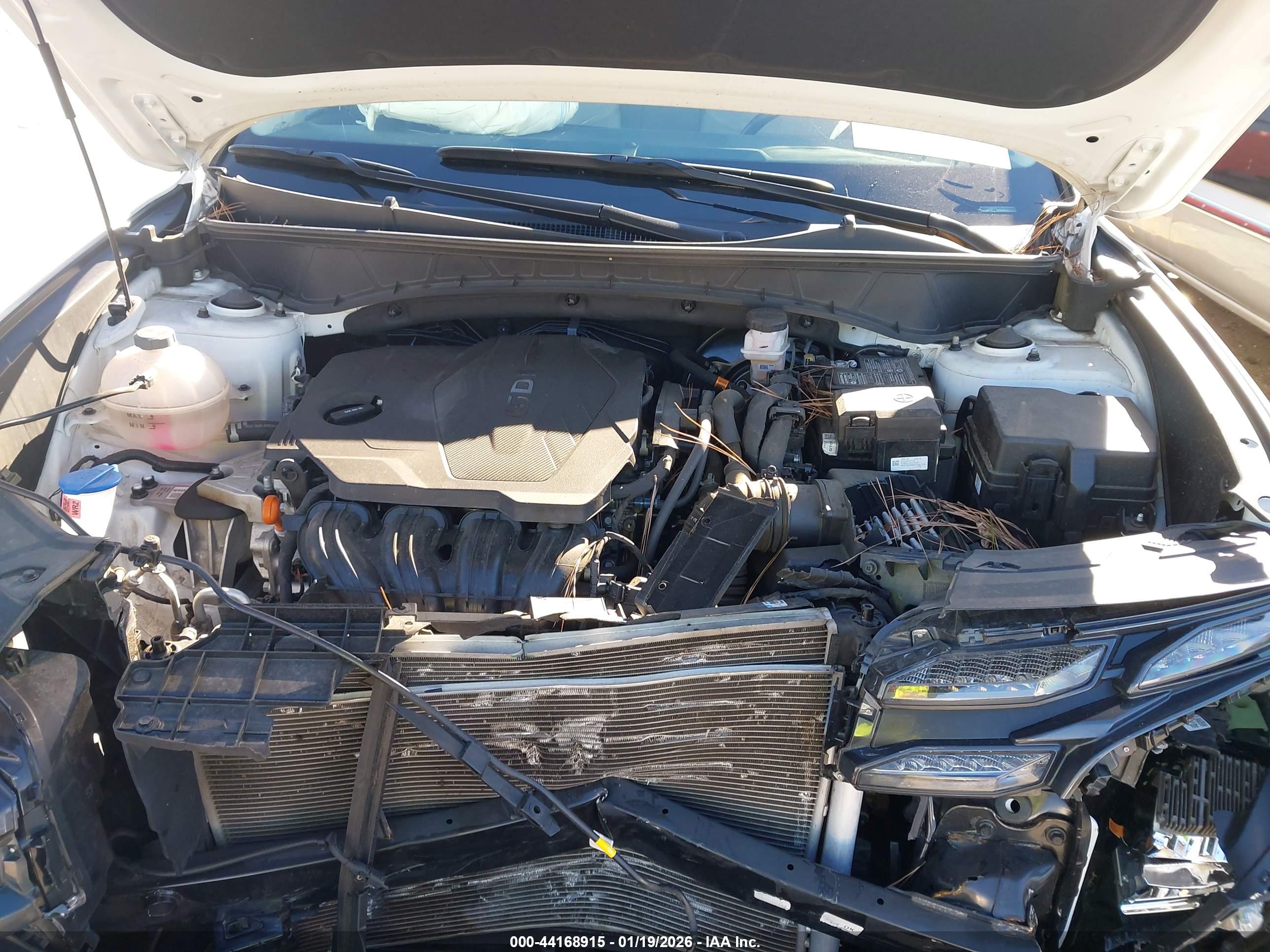 HYUNDAI TUCSON image 10