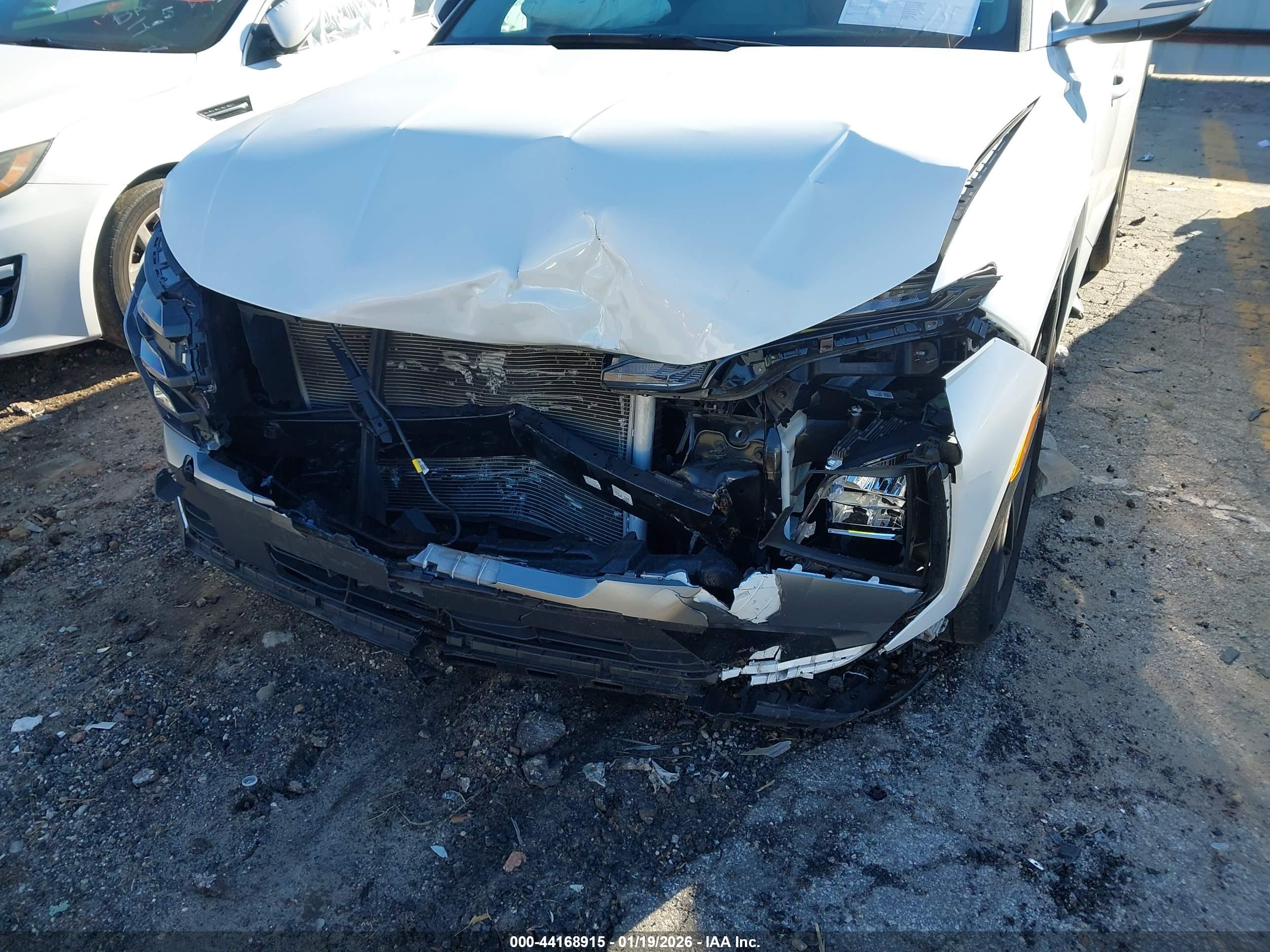 HYUNDAI TUCSON image 6